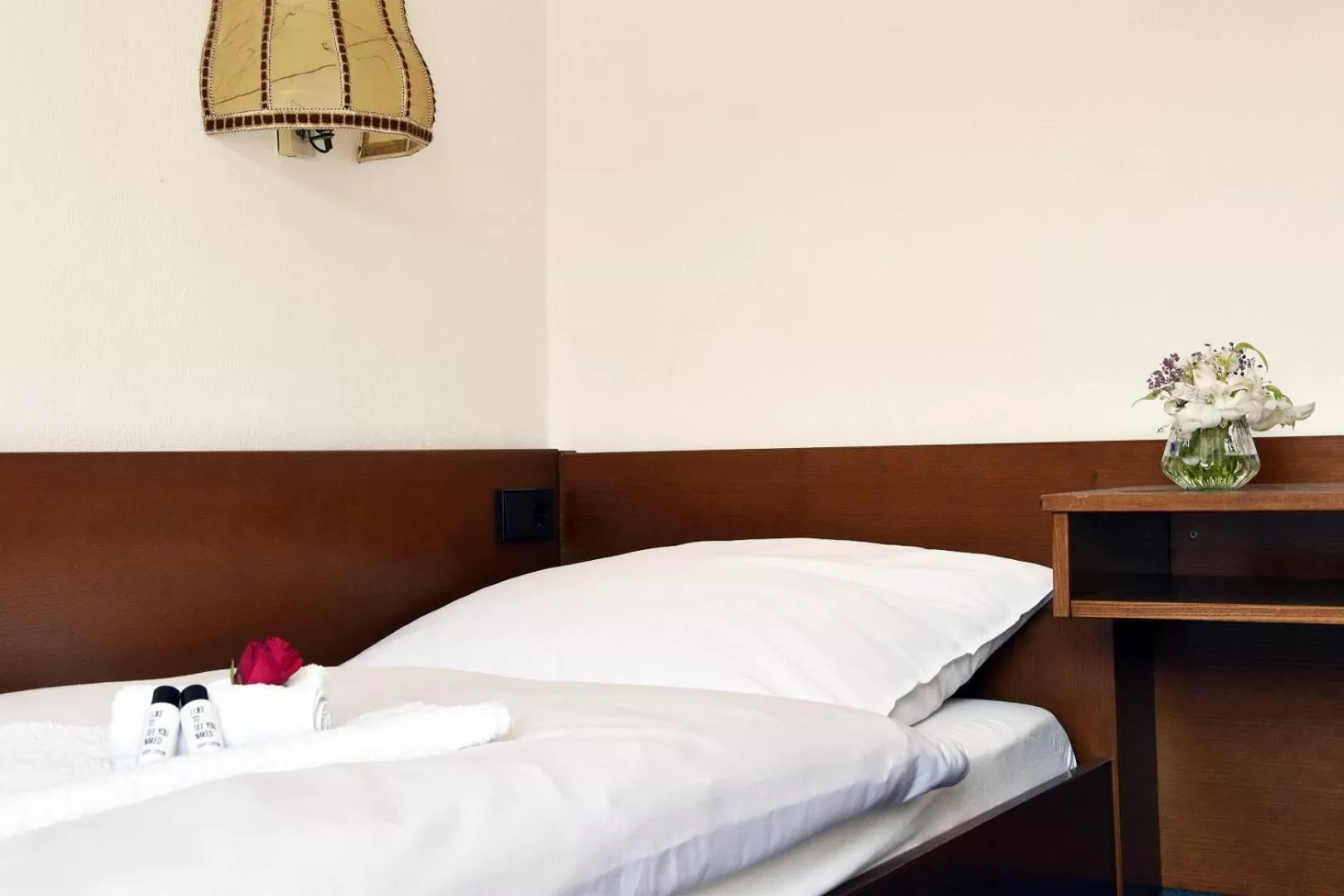 Decorative detail, Bed in Hotel Goldene Rose