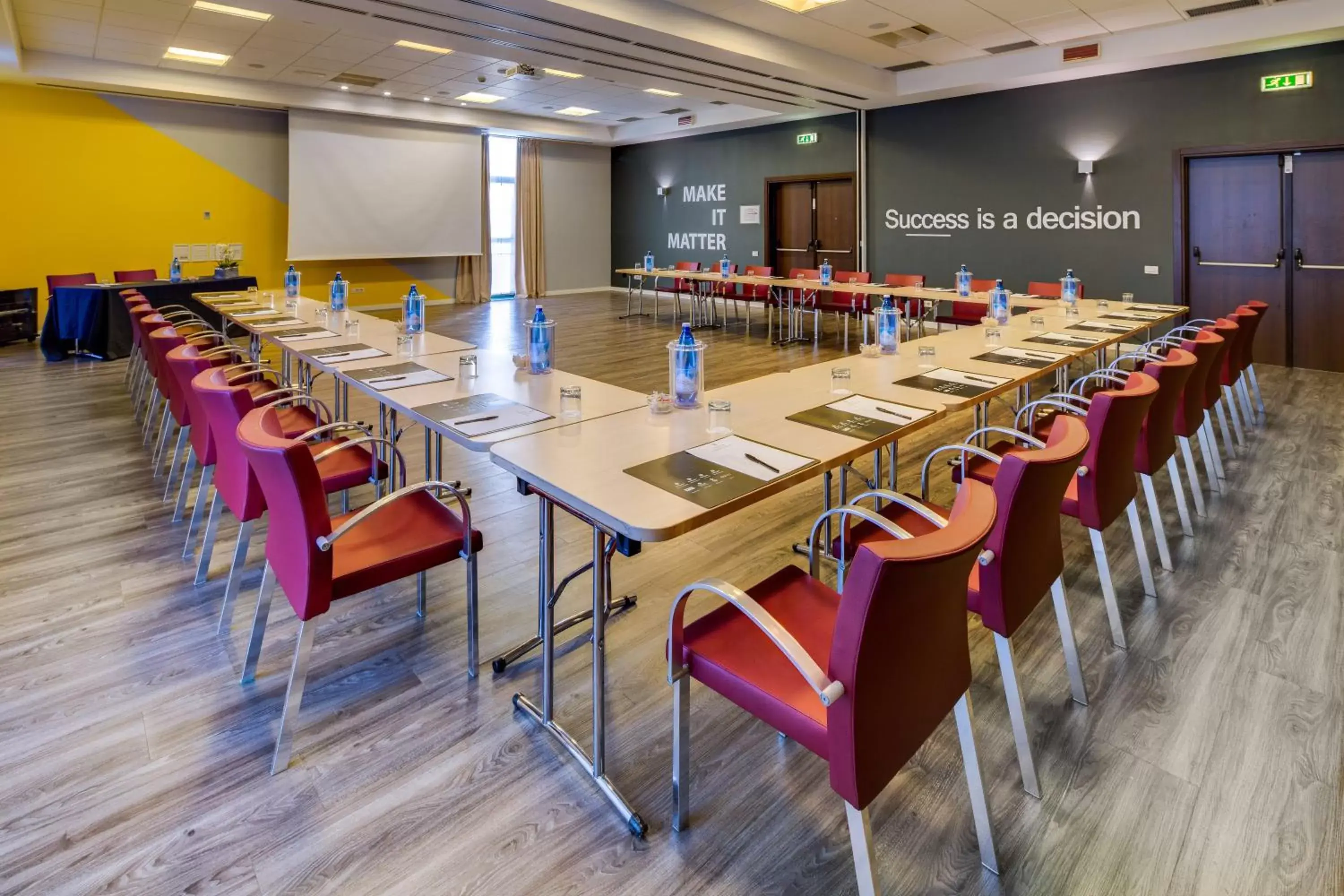 Meeting/conference room, Business Area/Conference Room in Holiday Inn Bologna - Fiera, an IHG Hotel