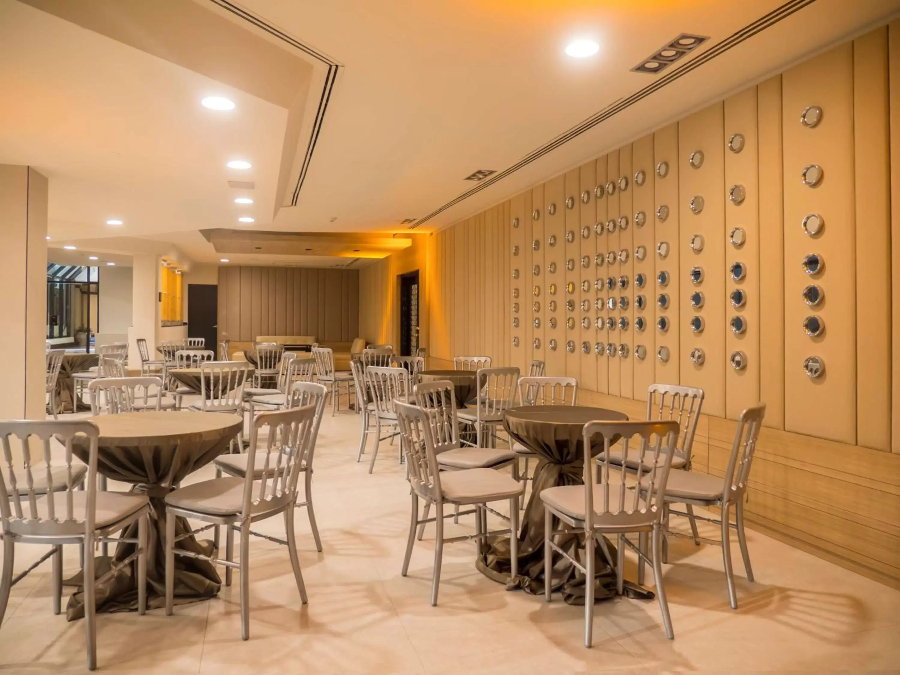 Meeting/conference room, Restaurant/Places to Eat in MS Milenium Monterrey Curio Collection by Hilton