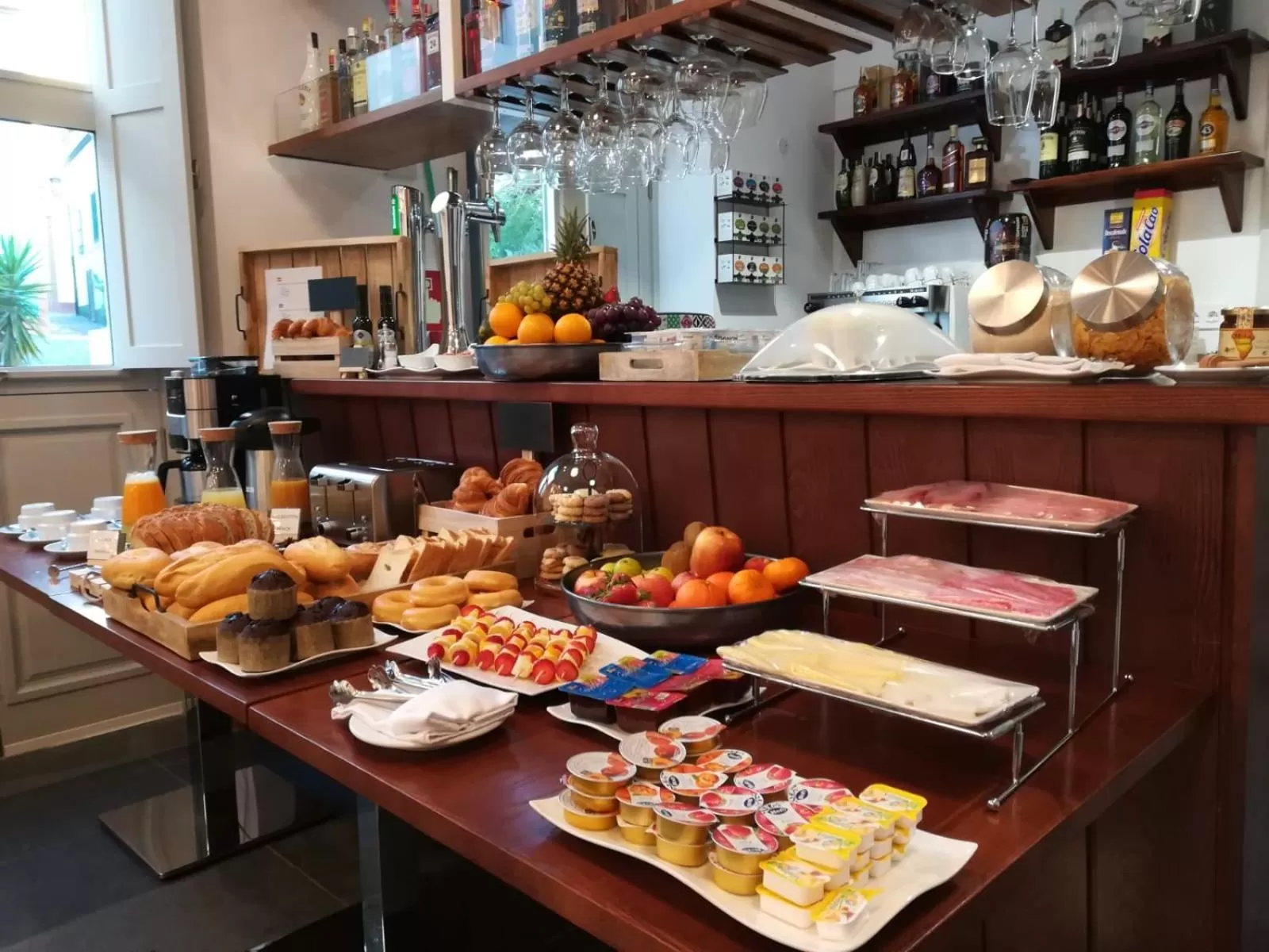 Breakfast in Hotel Emblemático Holiday Time