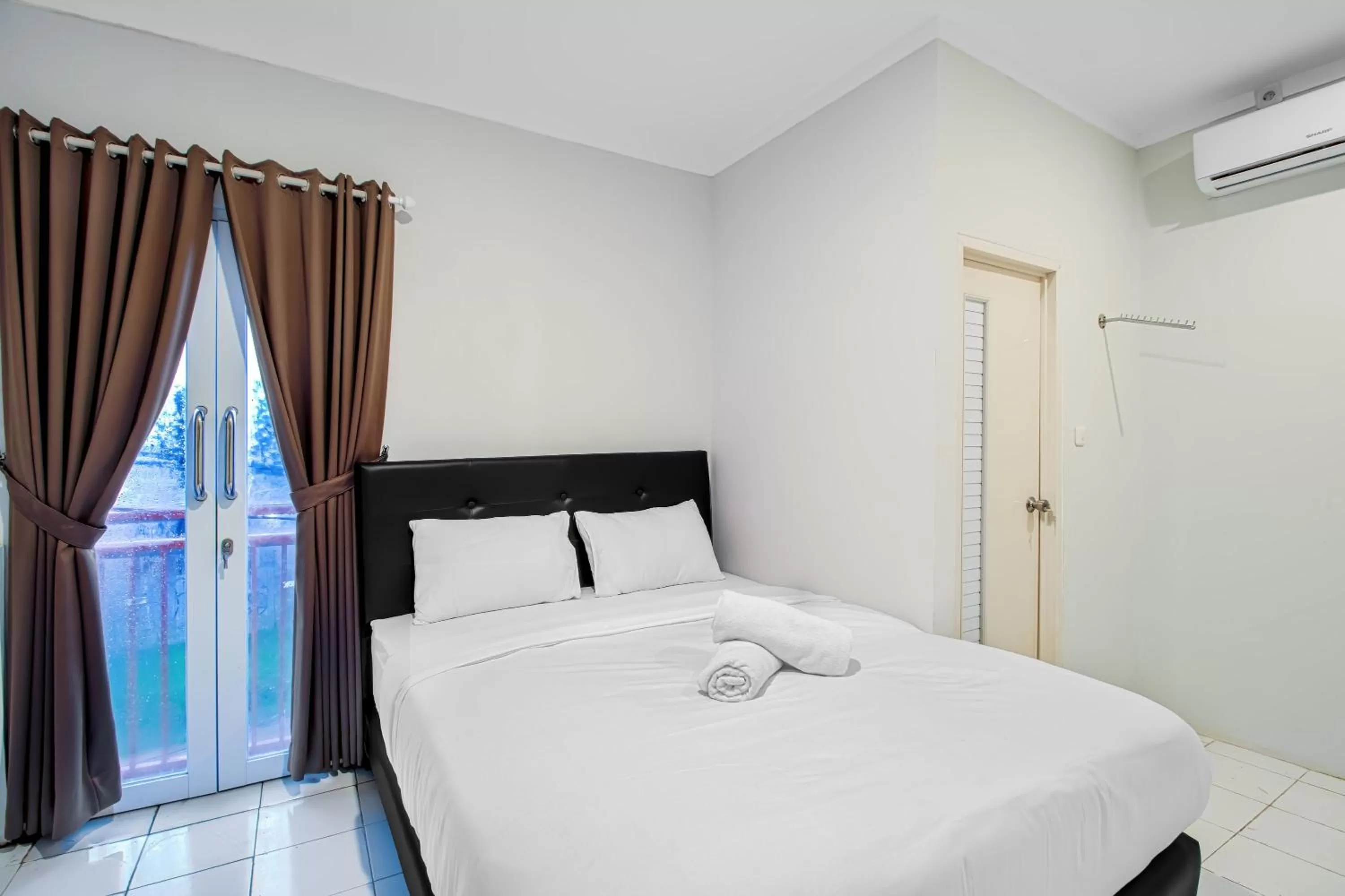 Bed in Urban24 Syariah Depok