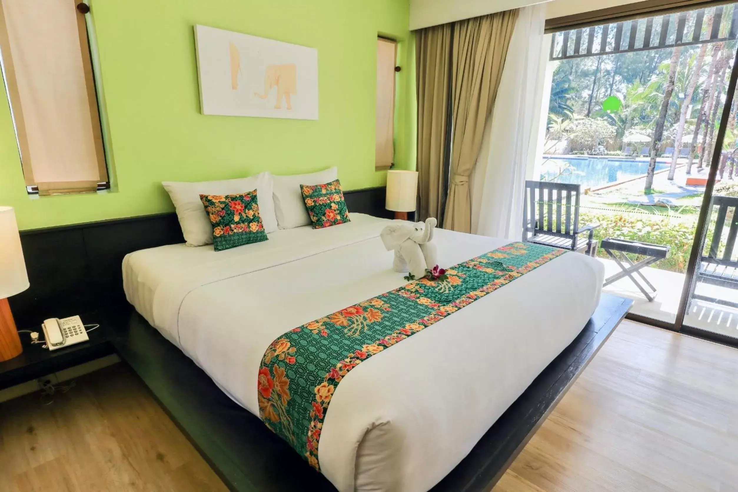 Bedroom, Bed in Palm Galleria Resort-SHA Extra Plus