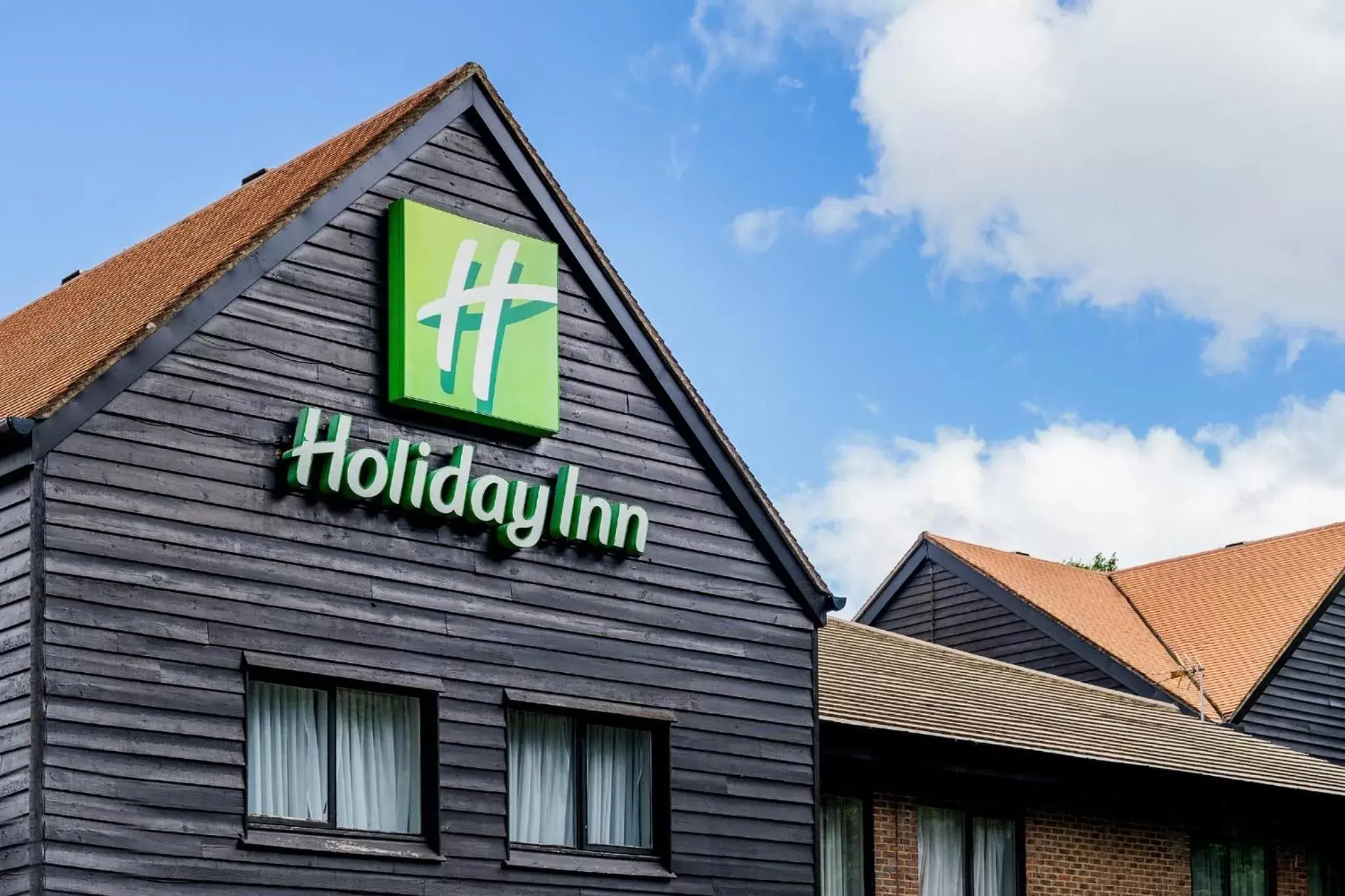 Property Building in Holiday Inn Maidstone-Sevenoaks, an IHG Hotel