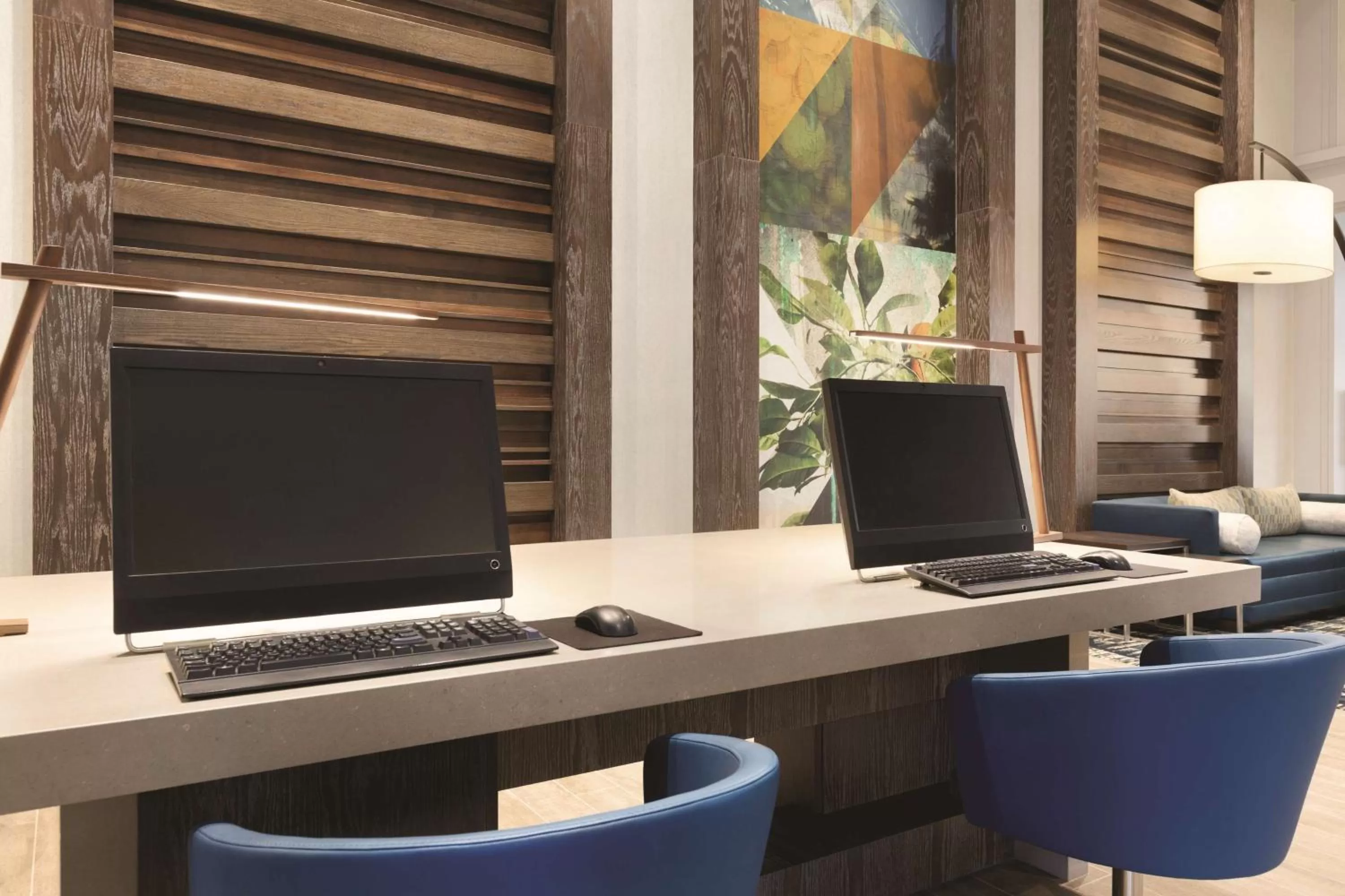 Business facilities in Embassy Suites by Hilton Brea - North Orange County