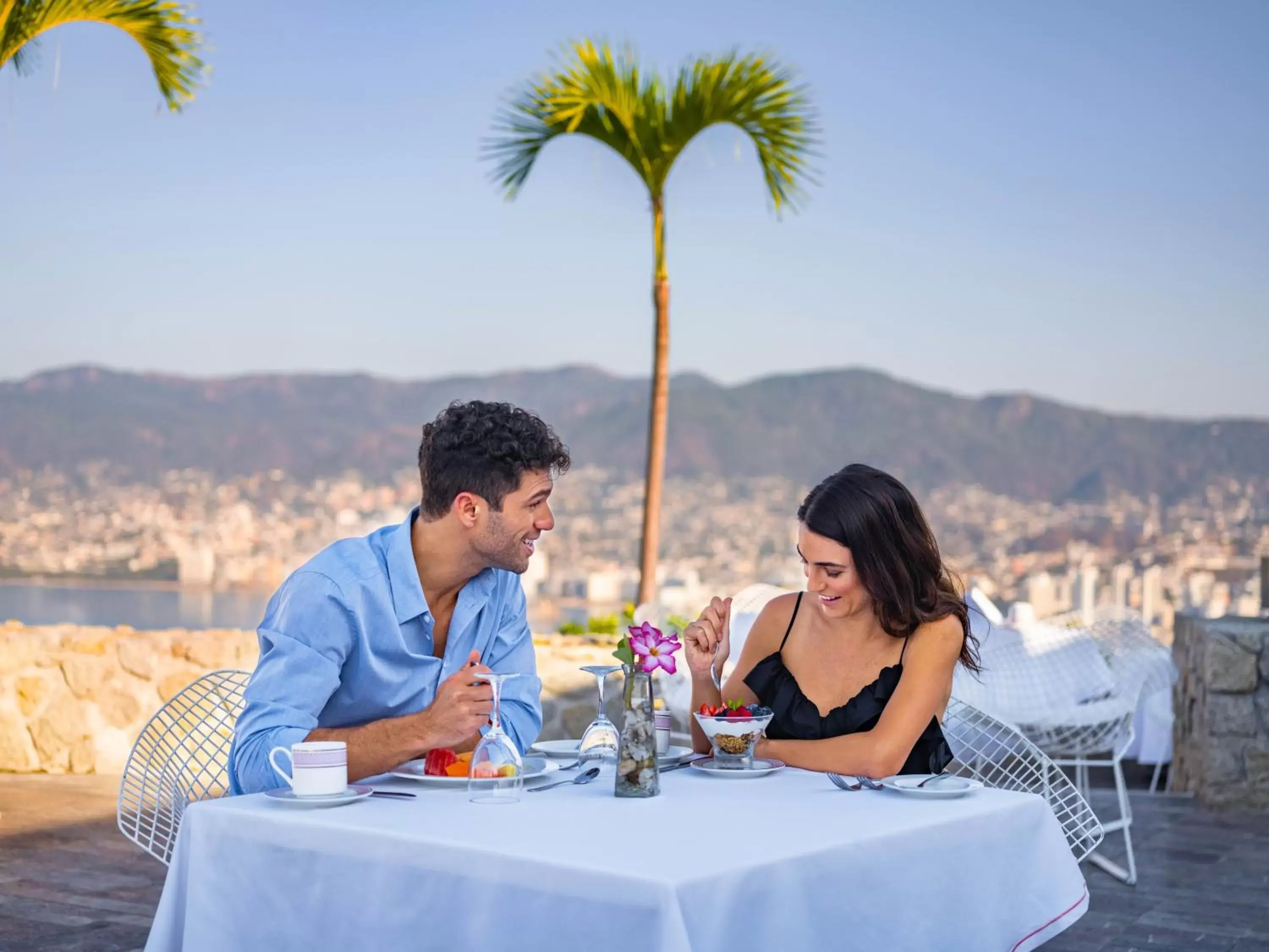 Restaurant/places to eat in Las Brisas Acapulco