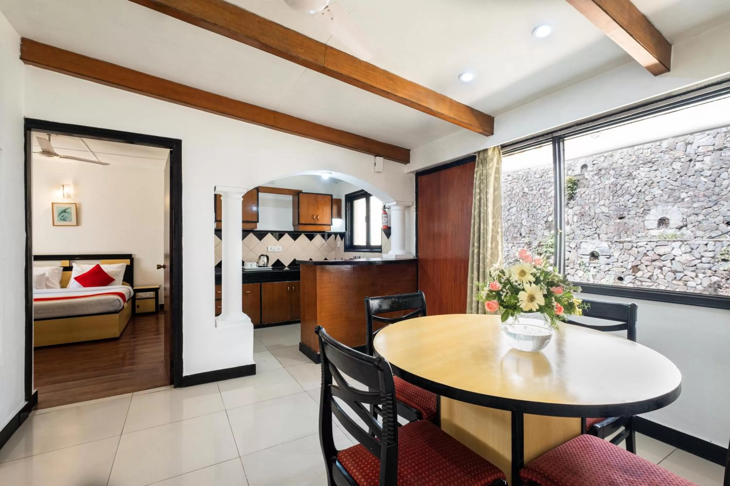 Dining area, Bed in Country Inn Nature Resort Bhimtal