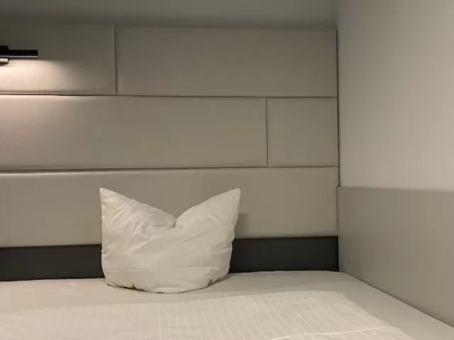 Bed in Hotel Continental