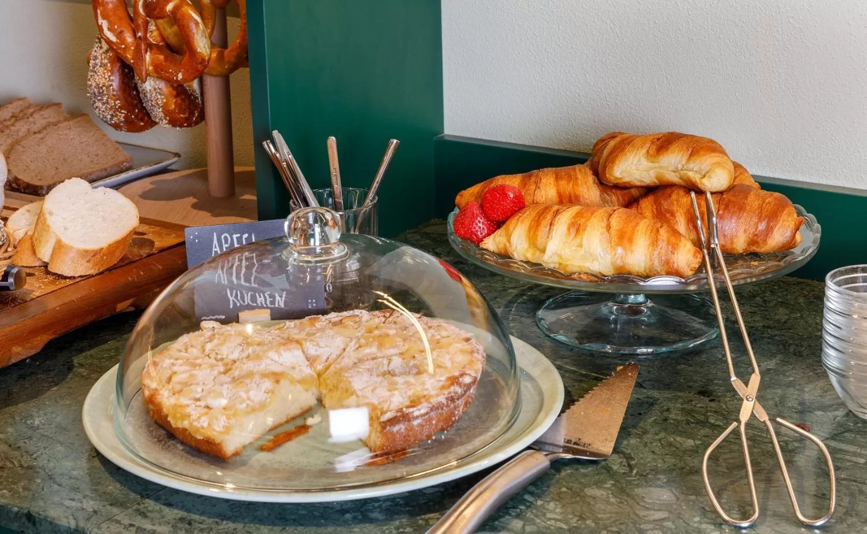 Breakfast in Hotel Das Regensburg