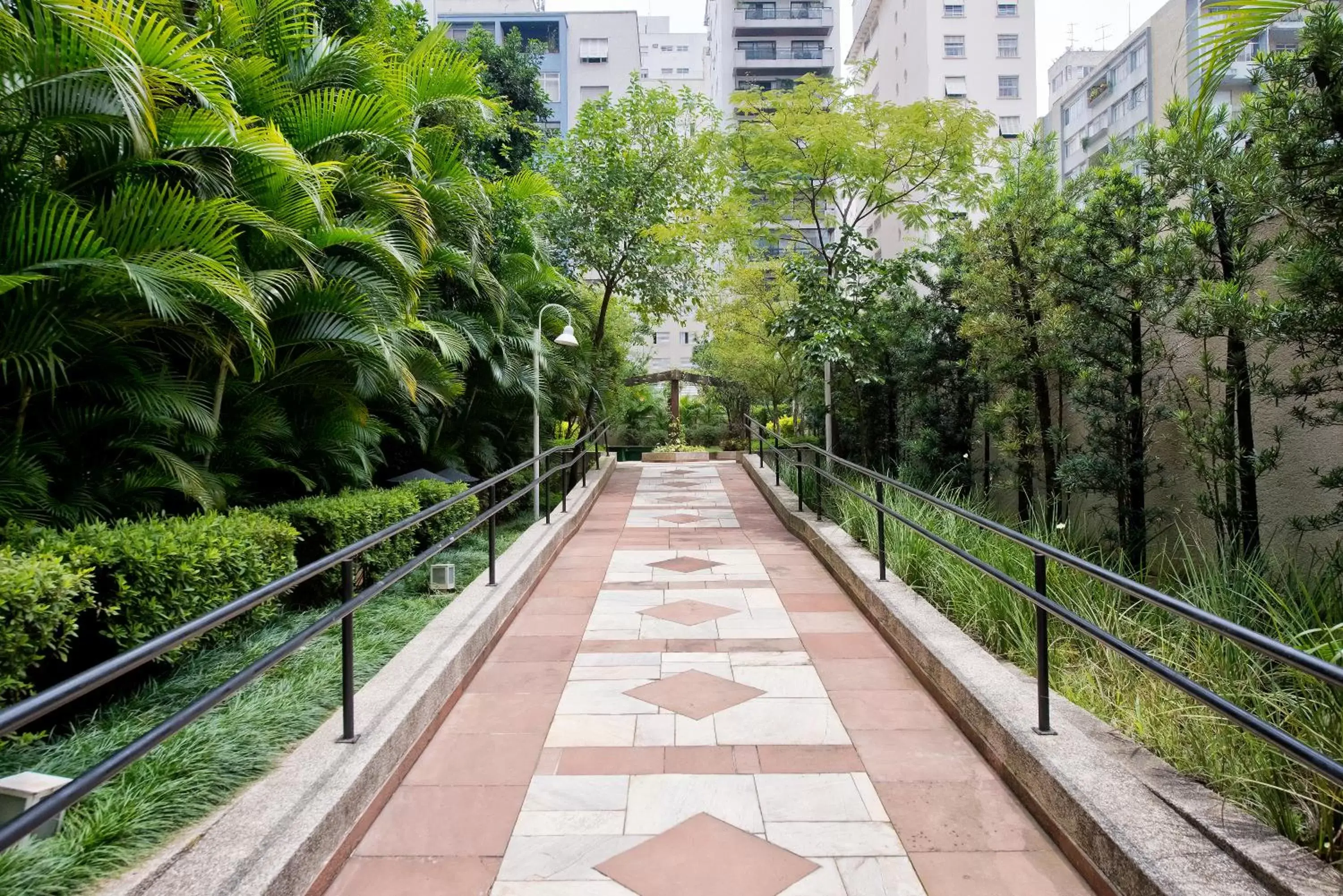 Patio in São Paulo Higienópolis Affiliated by Meliá