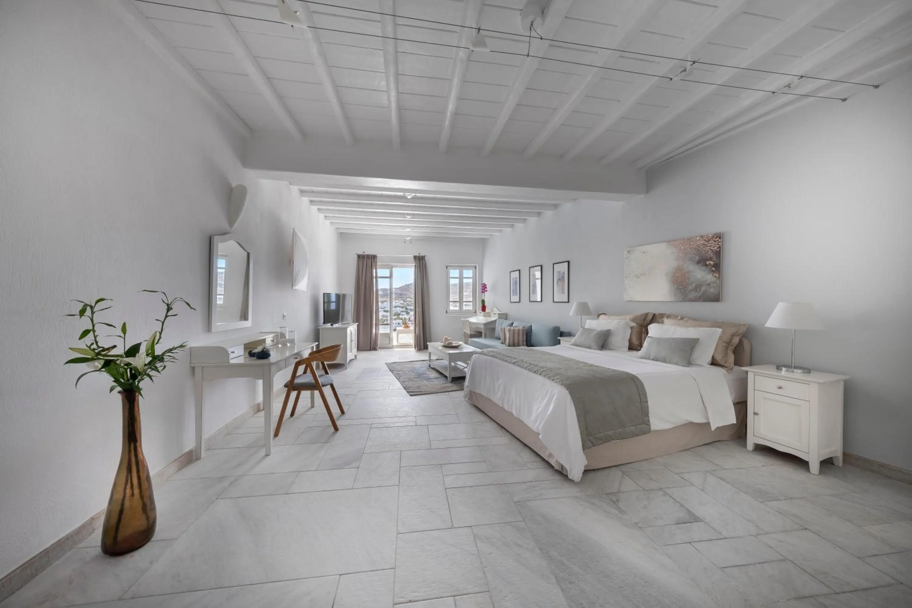 Exclusive Suite with Sea View and Private Pool in Deliades Hotel