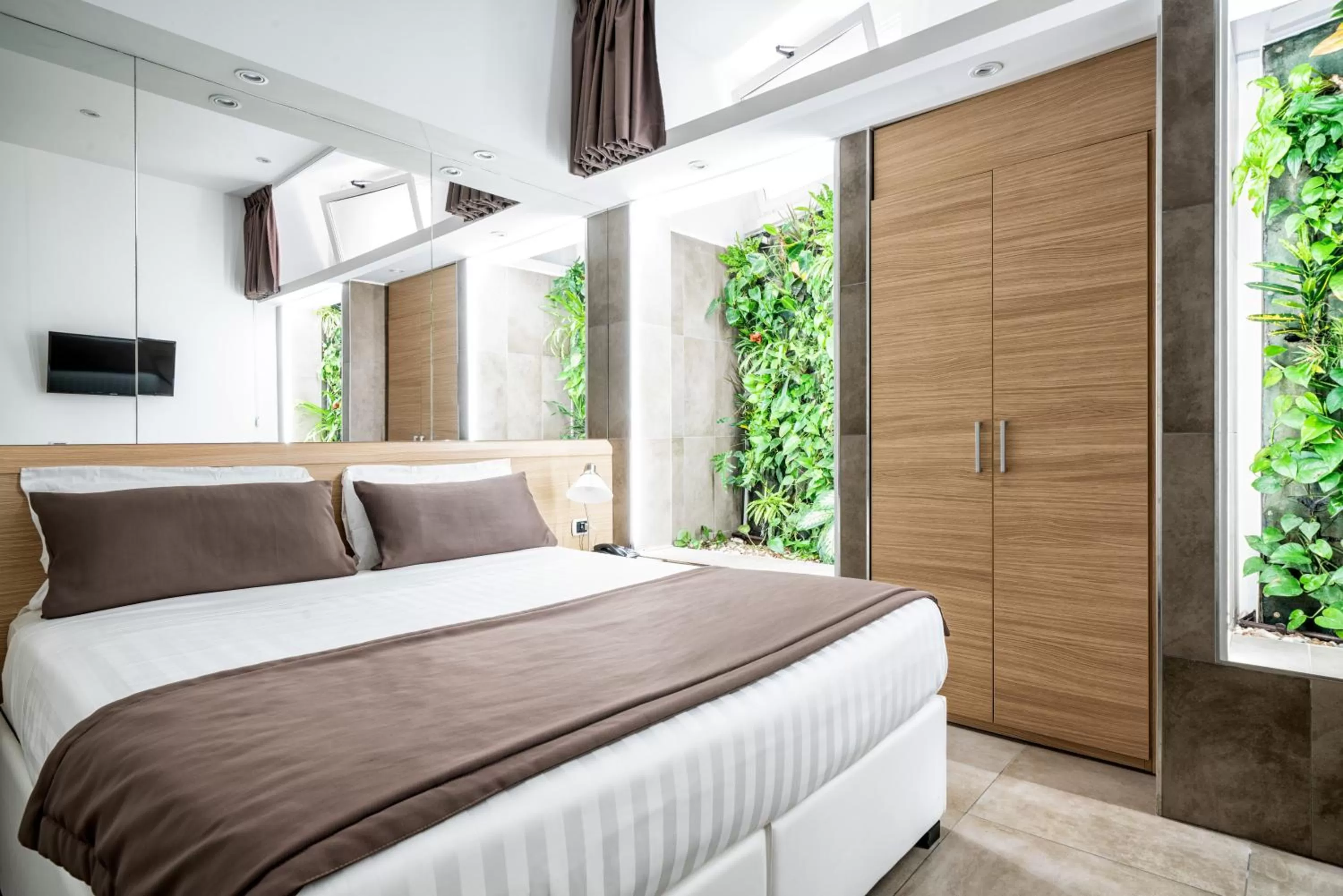 Bedroom, Bed in Hotel Paolo II