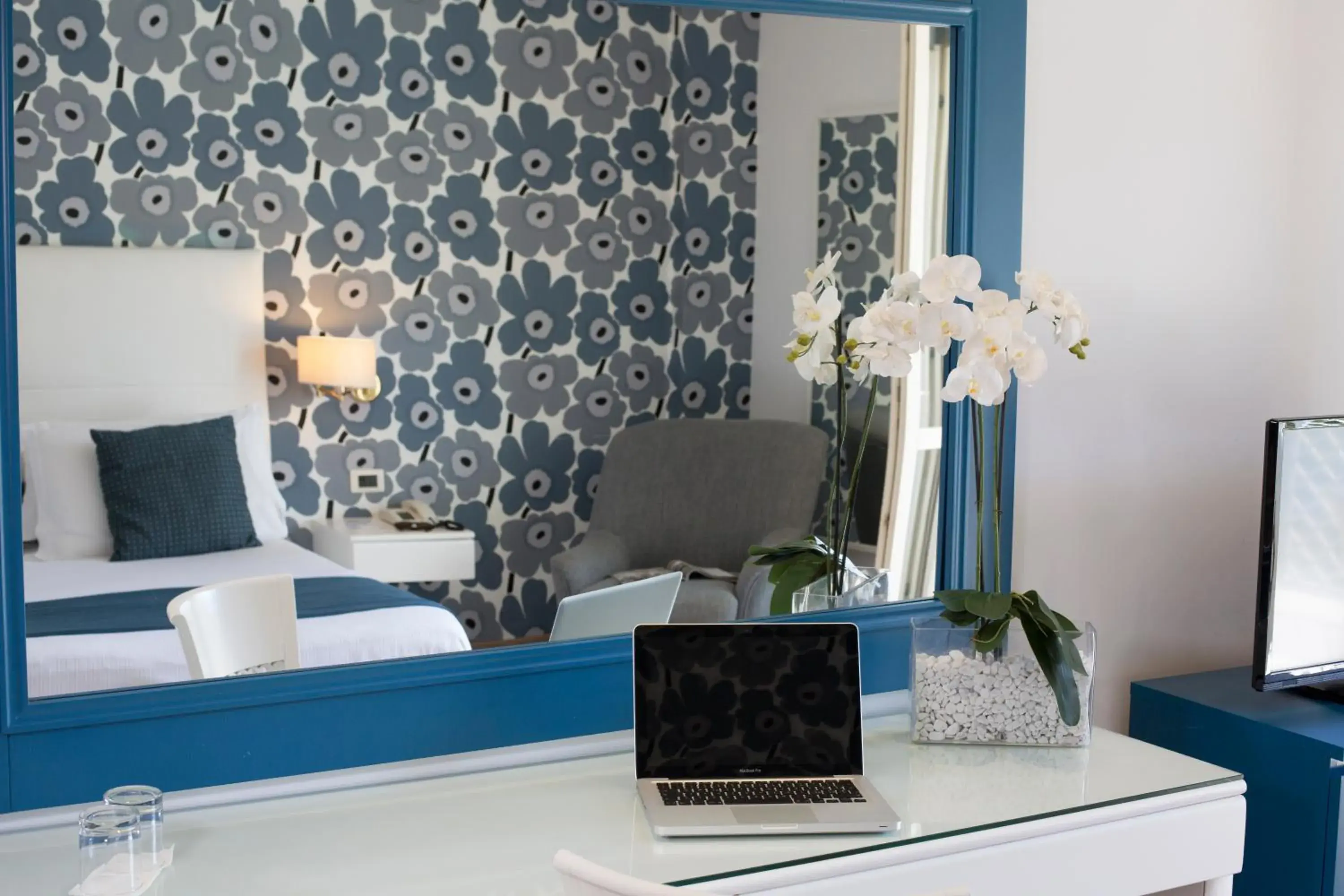 Bedroom, Bed in Atlantic Palace Hotel Bedroom, Bed in Atlantic Palace Hotel