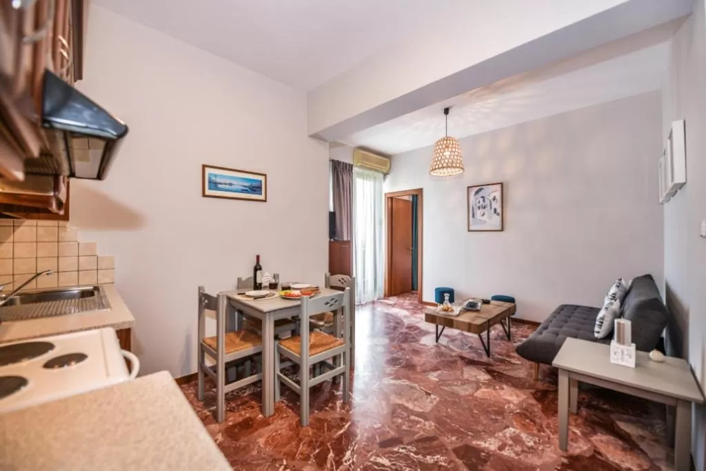 Kitchen or kitchenette in V & G Cozy Apartments