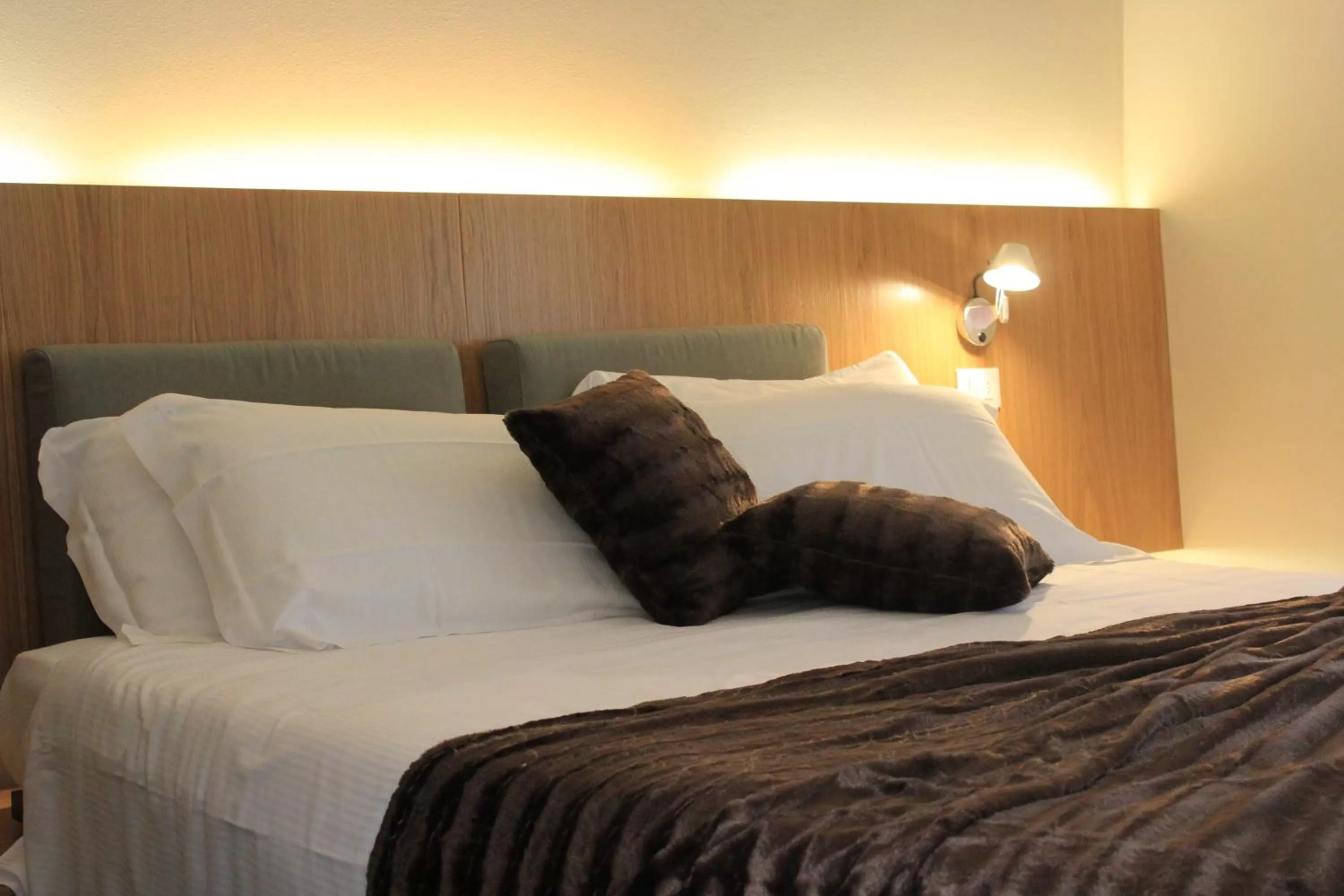 Decorative detail, Bed in Hotel Abetaia