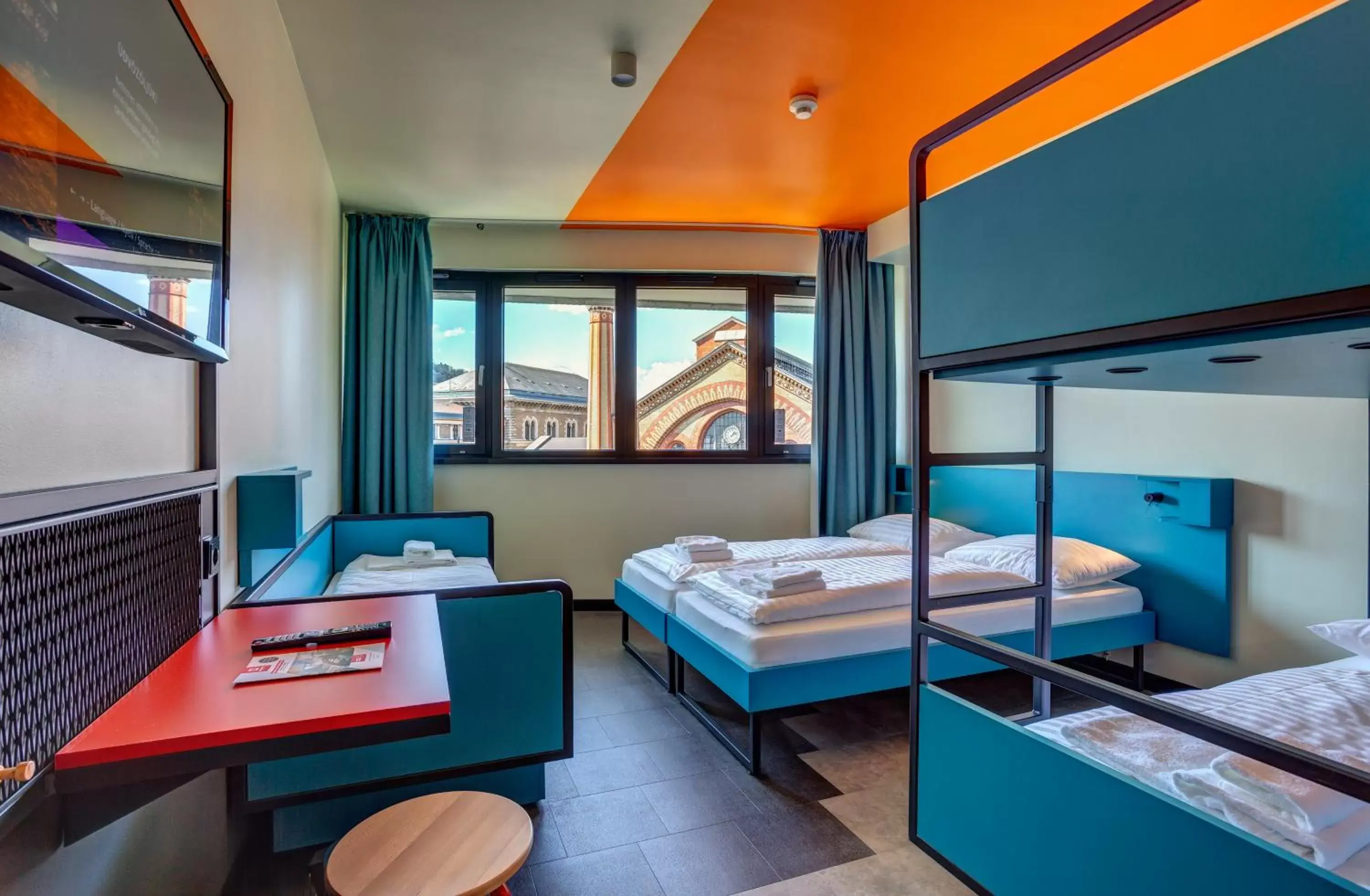 5-Bed Room in MEININGER Budapest Great Market Hall 5-Bed Room in MEININGER Budapest Great Market Hall