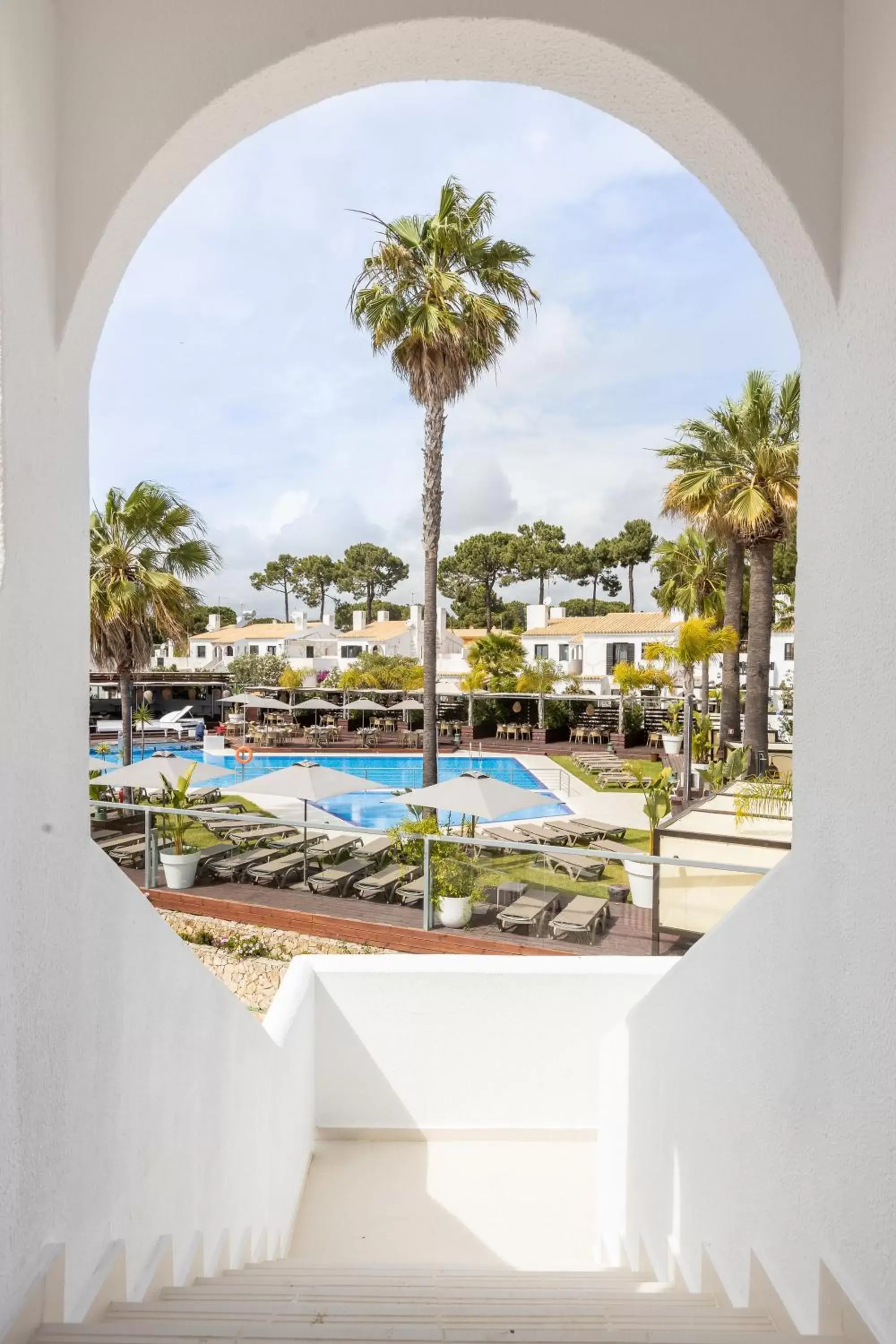 Swimming pool, Pool View in Apartamentos Honorio - Pool and Garden