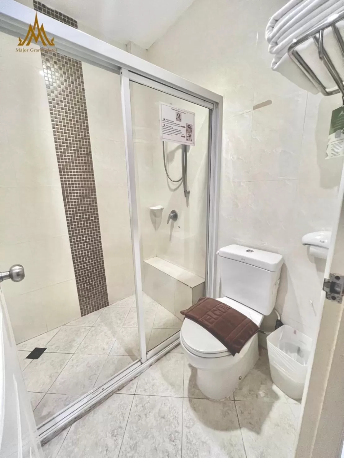 Bathroom in Major Grand Hotel