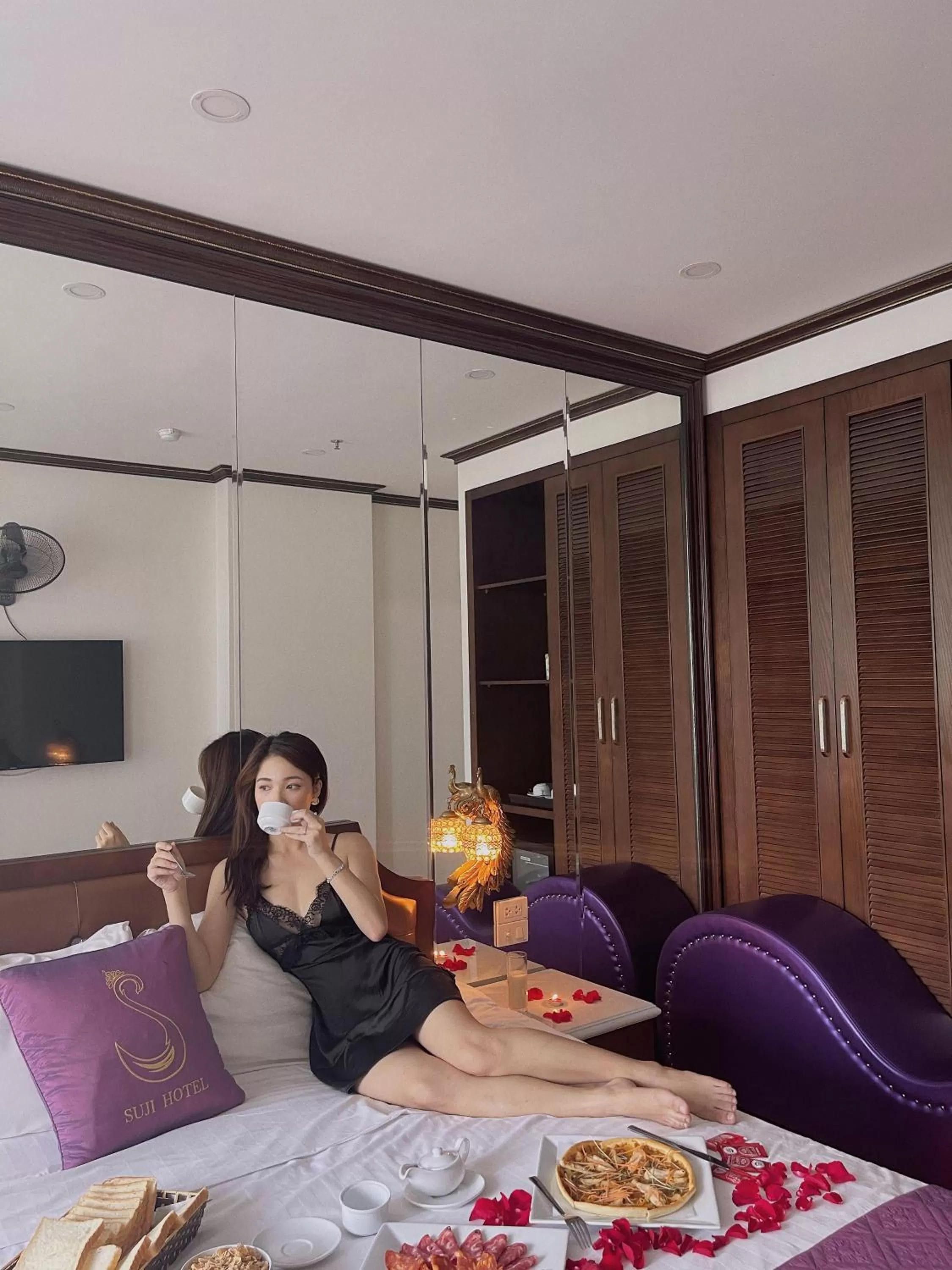 People in Hanoi Suji Hotel