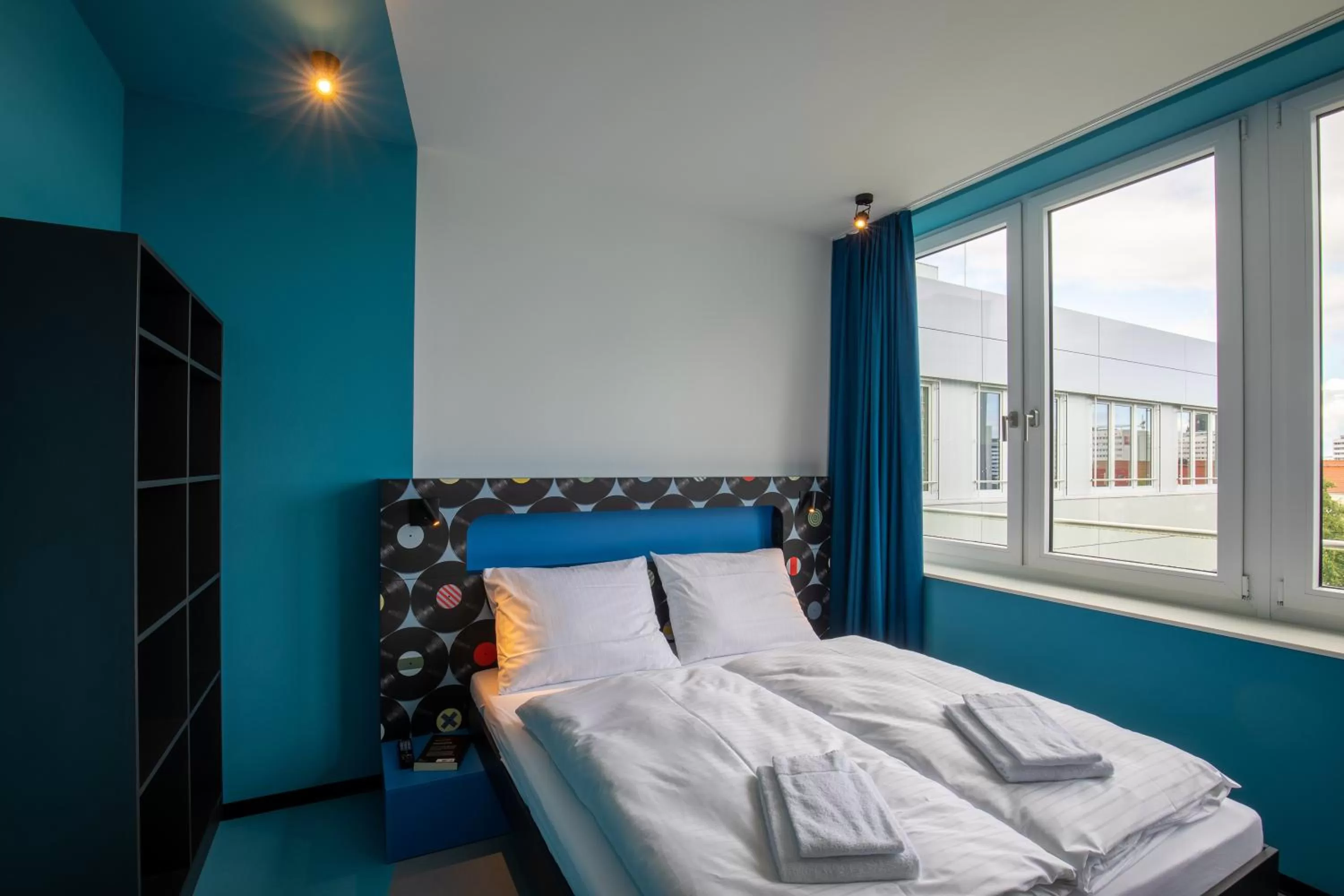 Photo of the whole room, Bed in MEININGER Hotel Dresden Zentrum