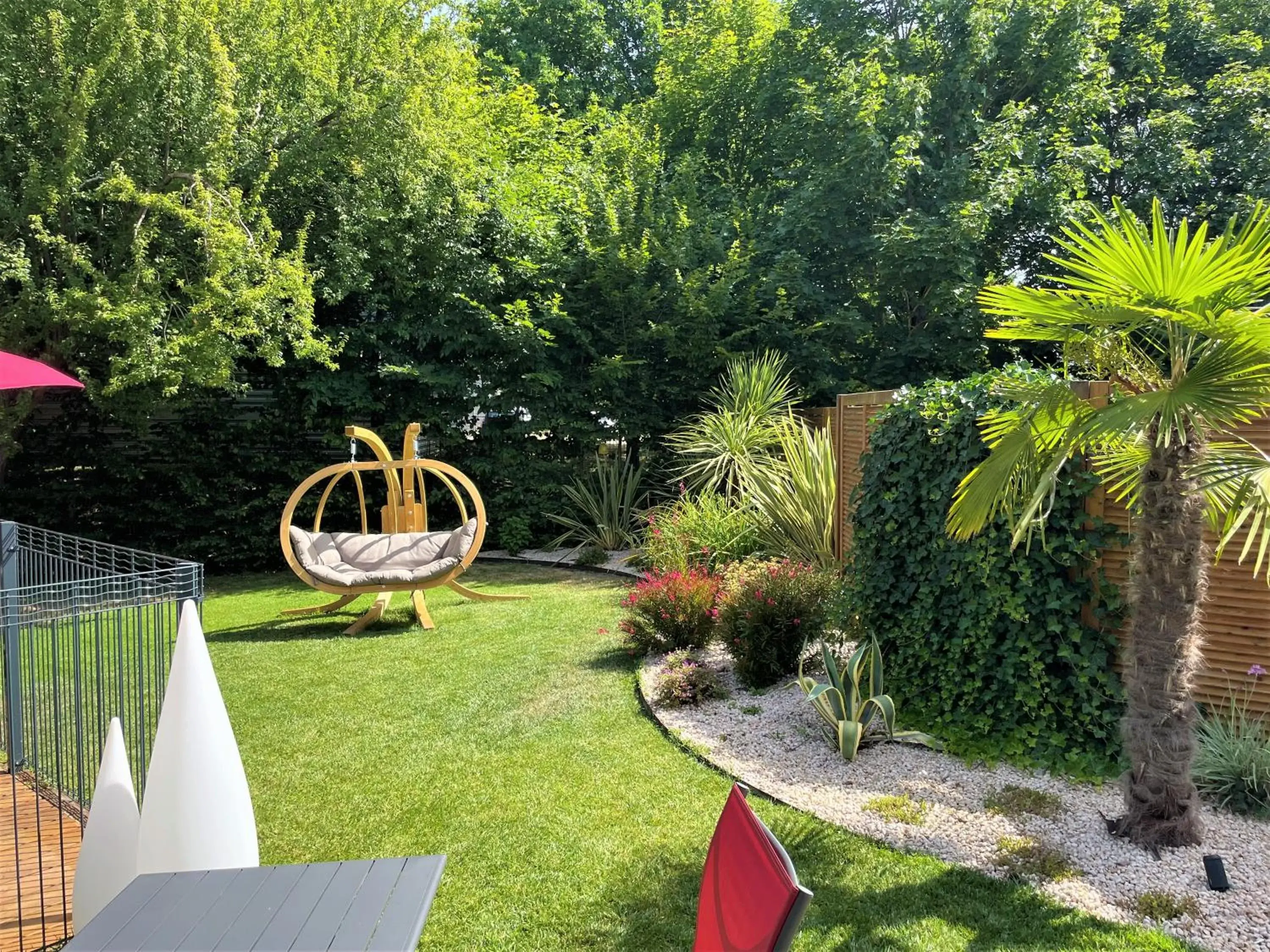 Garden in Hotel Restaurant Du Parc Saumur Logis Elégance