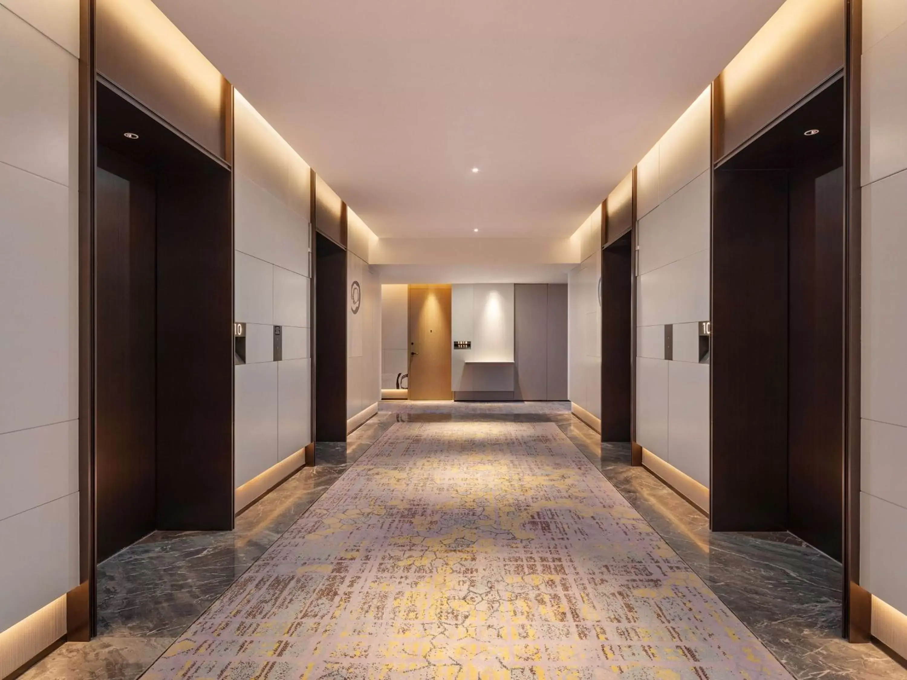 Property building in Doubletree By Hilton Kunming Airport