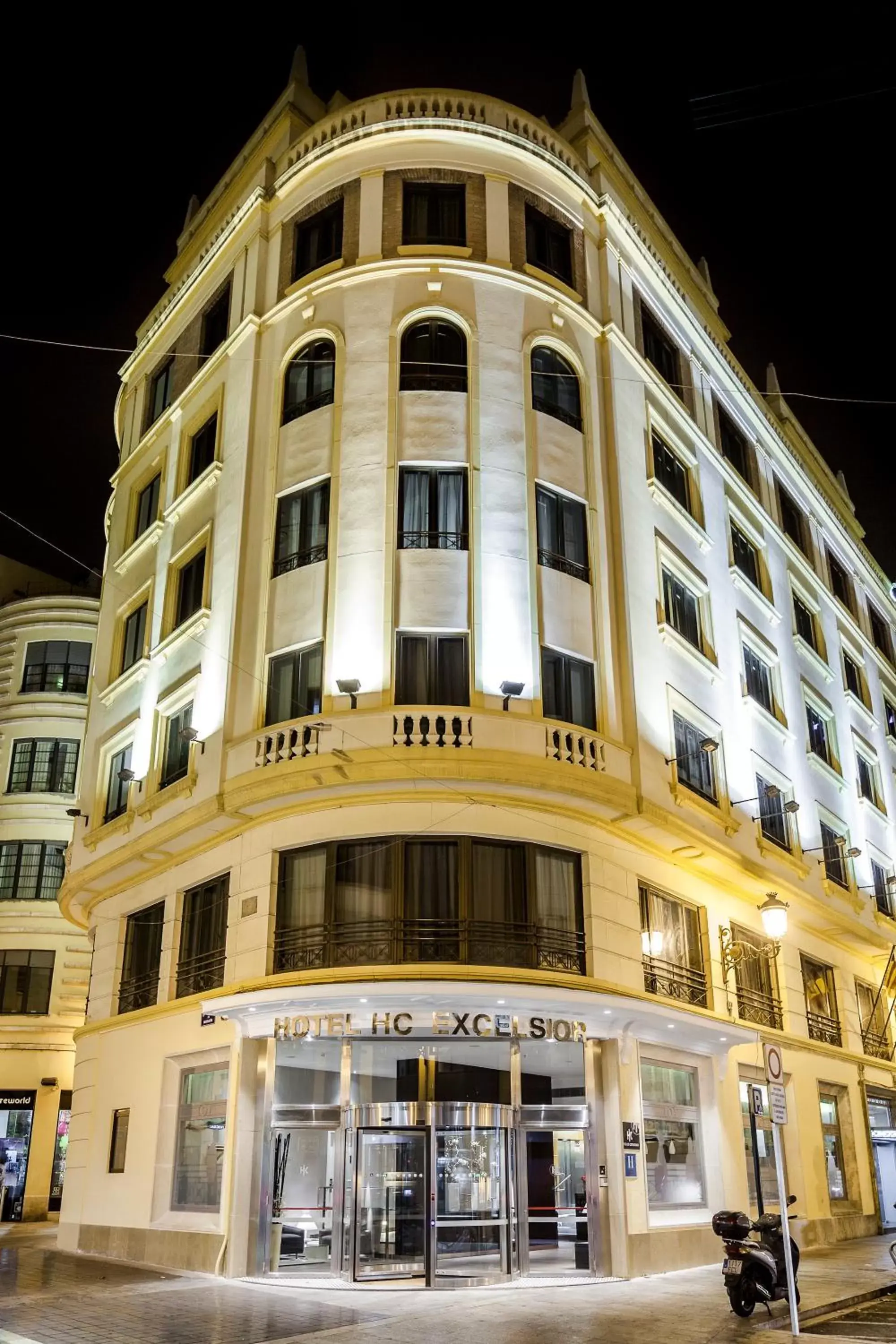 Facade/entrance, Property Building in Catalonia Excelsior Hotel