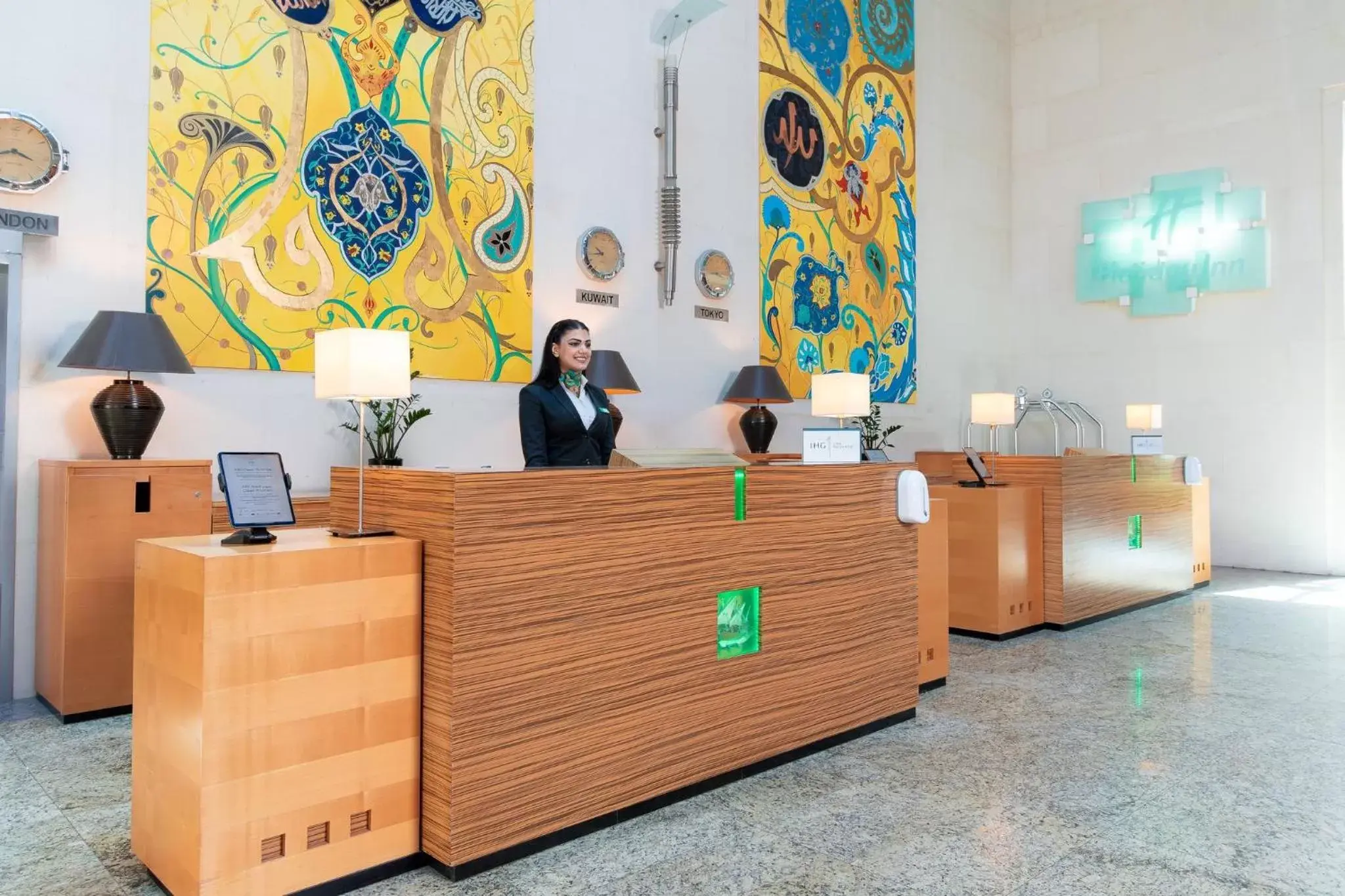 Property building, Lobby/Reception in Holiday Inn Kuwait, an IHG Hotel