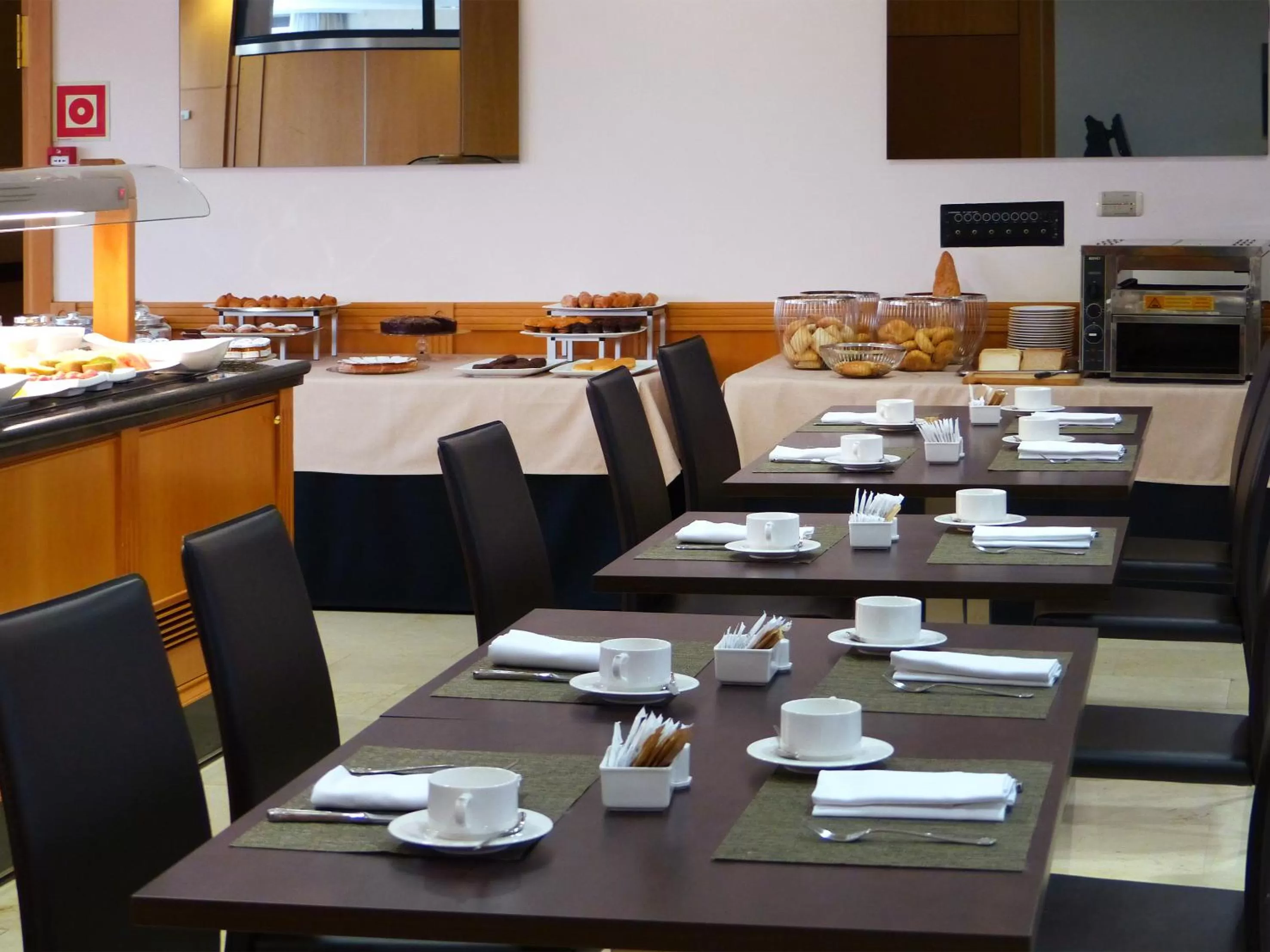 Breakfast in Best Western Premier CMC Girona