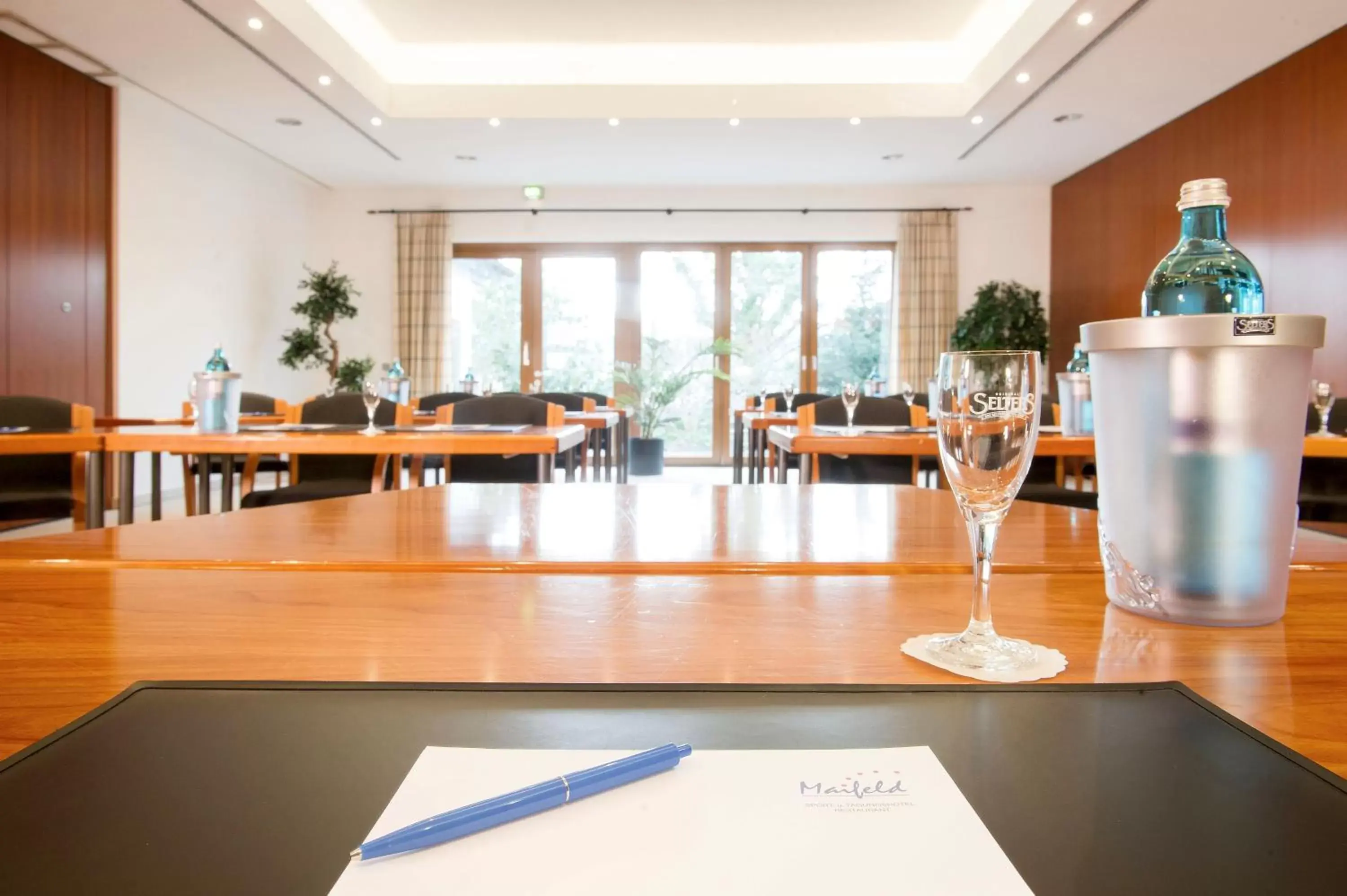 Meeting/conference room in Maifeld Sport- und Tagungshotel