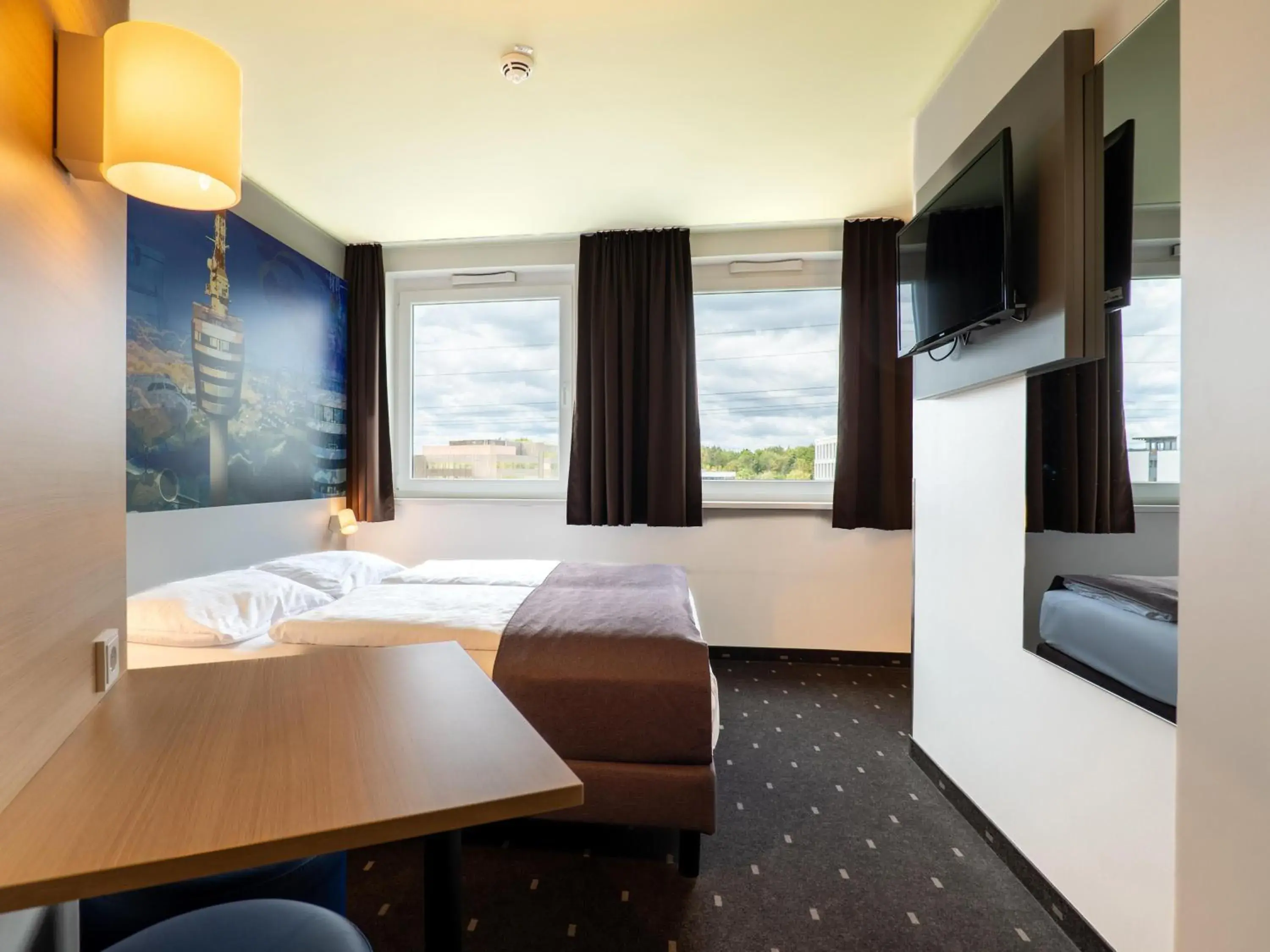 Photo of the whole room in B&B Hotel Stuttgart-Airport/Messe