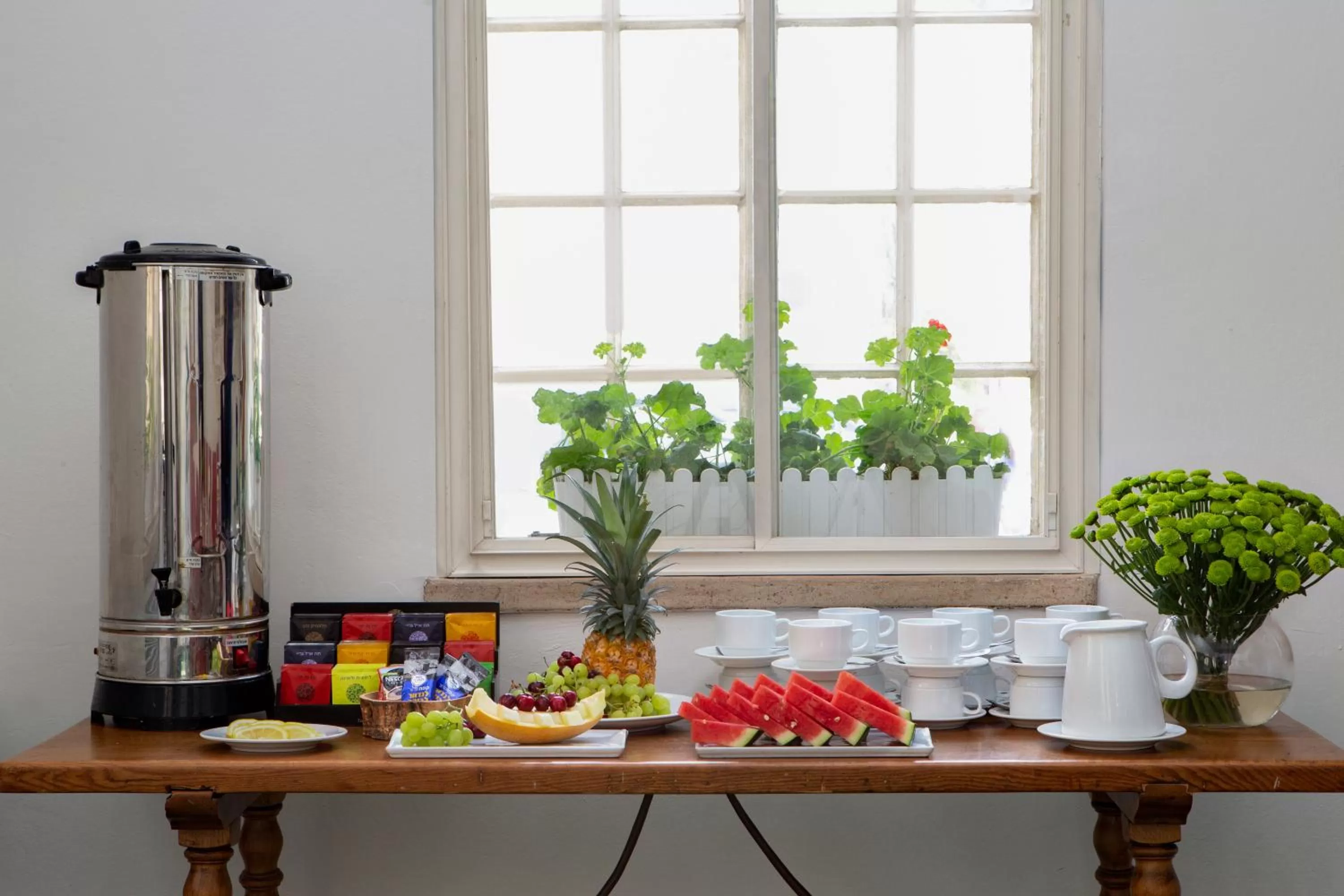 Meeting/conference room in YMCA Three Arches Hotel