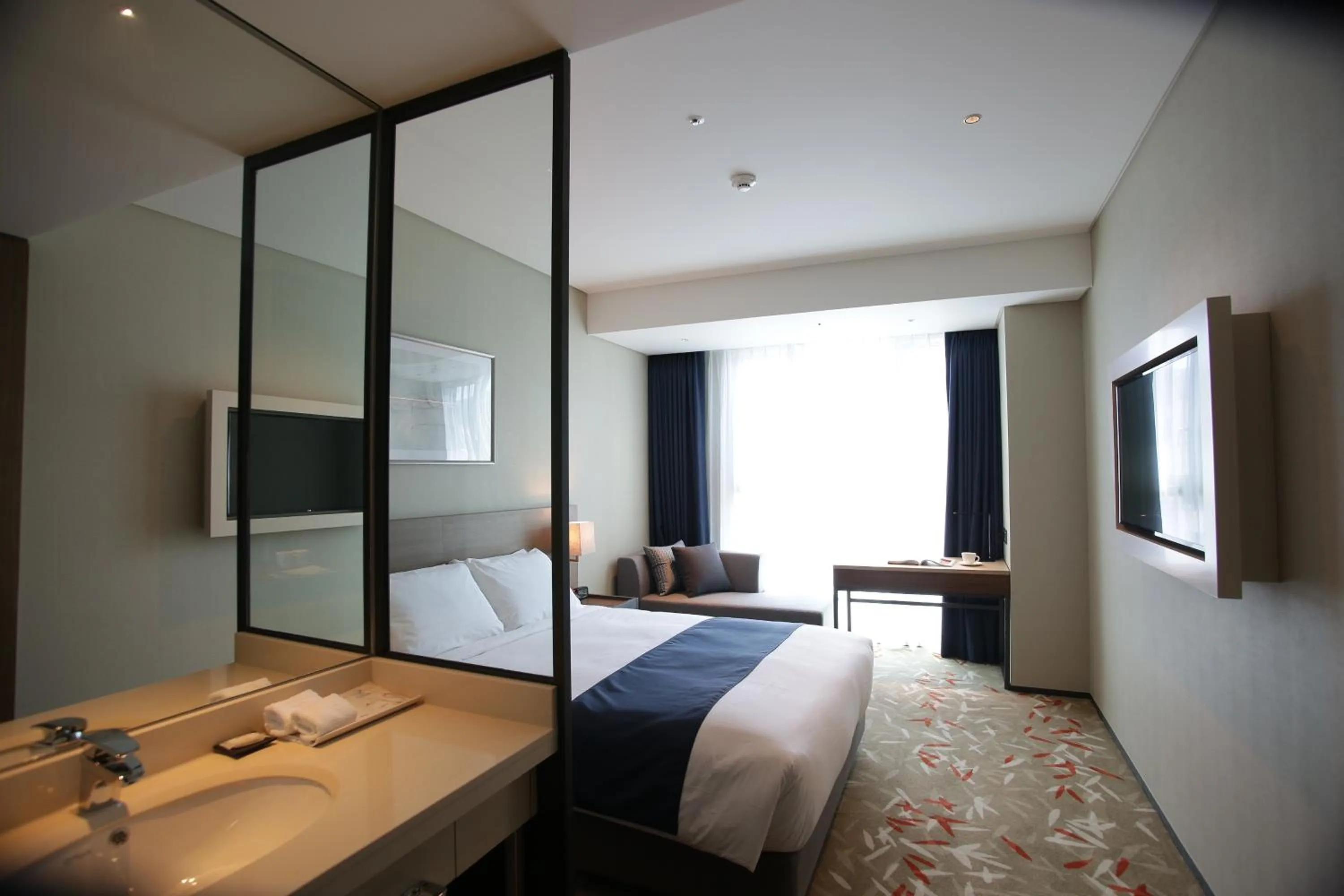 Bed in ASTI Hotel Busan Station