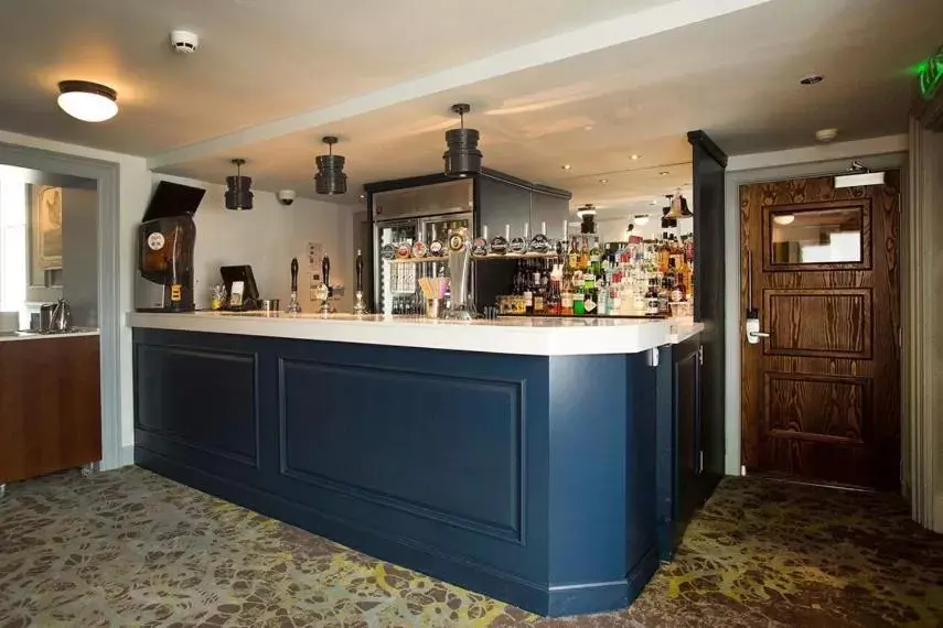 Lounge or bar in The Cross Keys Wetherspoon