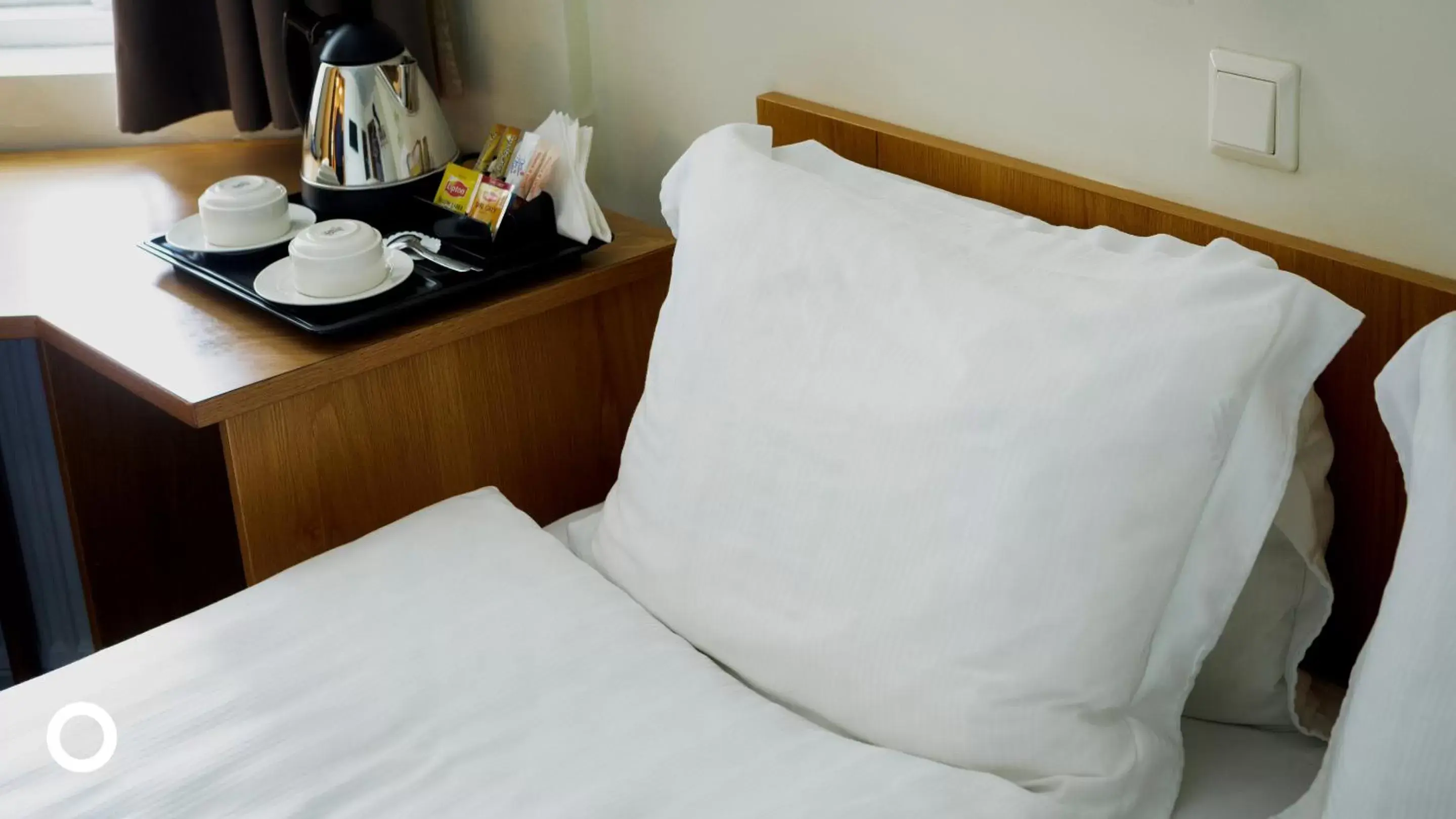 Bedroom, Bed in Center Hotels Skjaldbreid Bedroom, Bed in Center Hotels Skjaldbreid