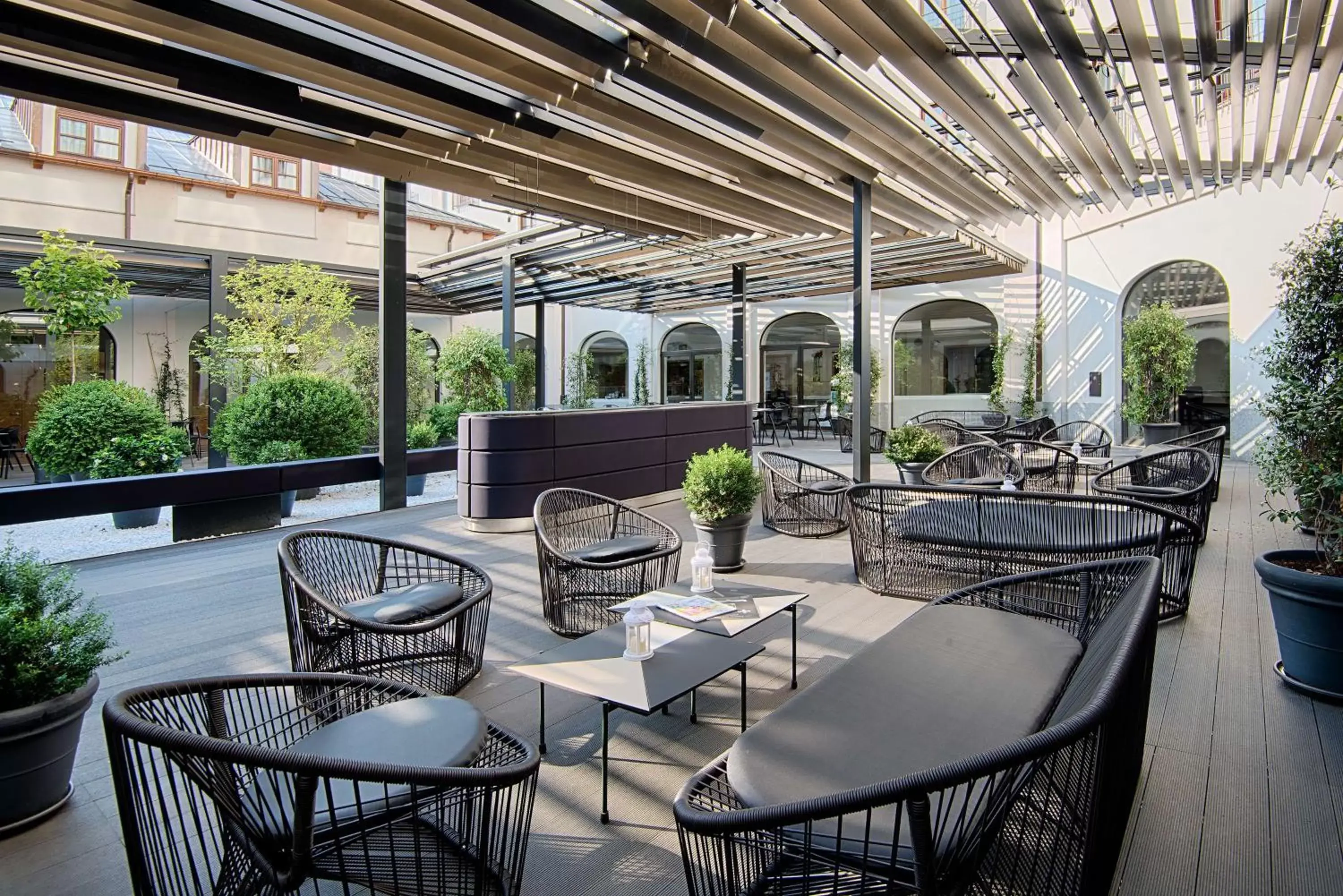 Patio, Restaurant/Places to Eat in NH Collection Torino Santo Stefano