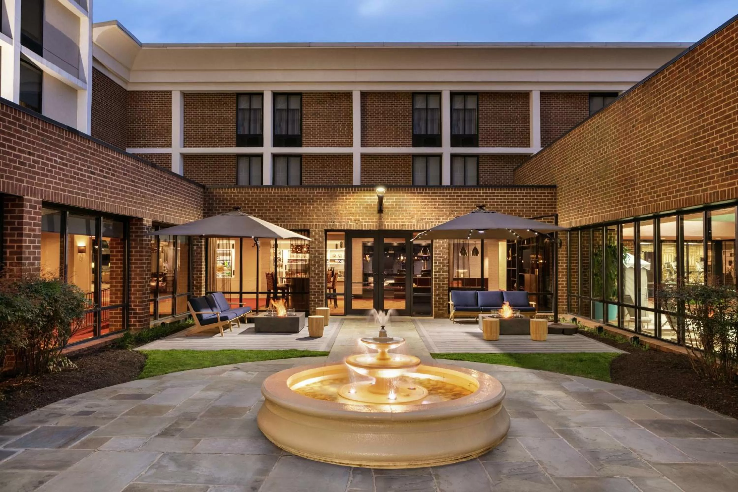 Patio in DoubleTree by Hilton McLean Tysons