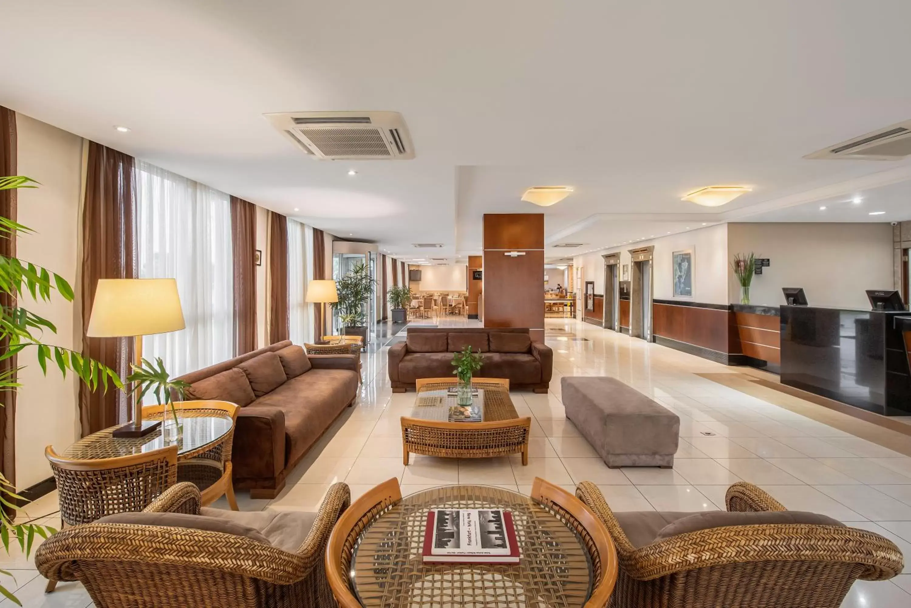 Lobby or reception in Intercity Florianopolis Lobby or reception in Intercity Florianopolis