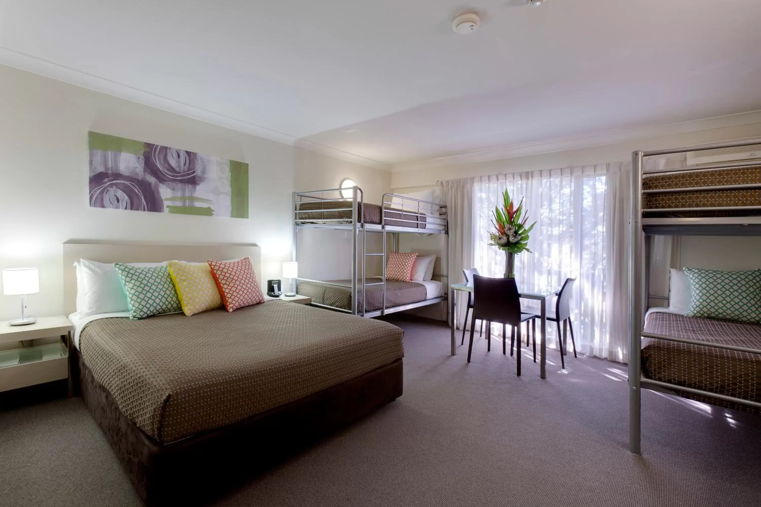 Bedroom in ibis Styles Canberra Tall Trees Hotel