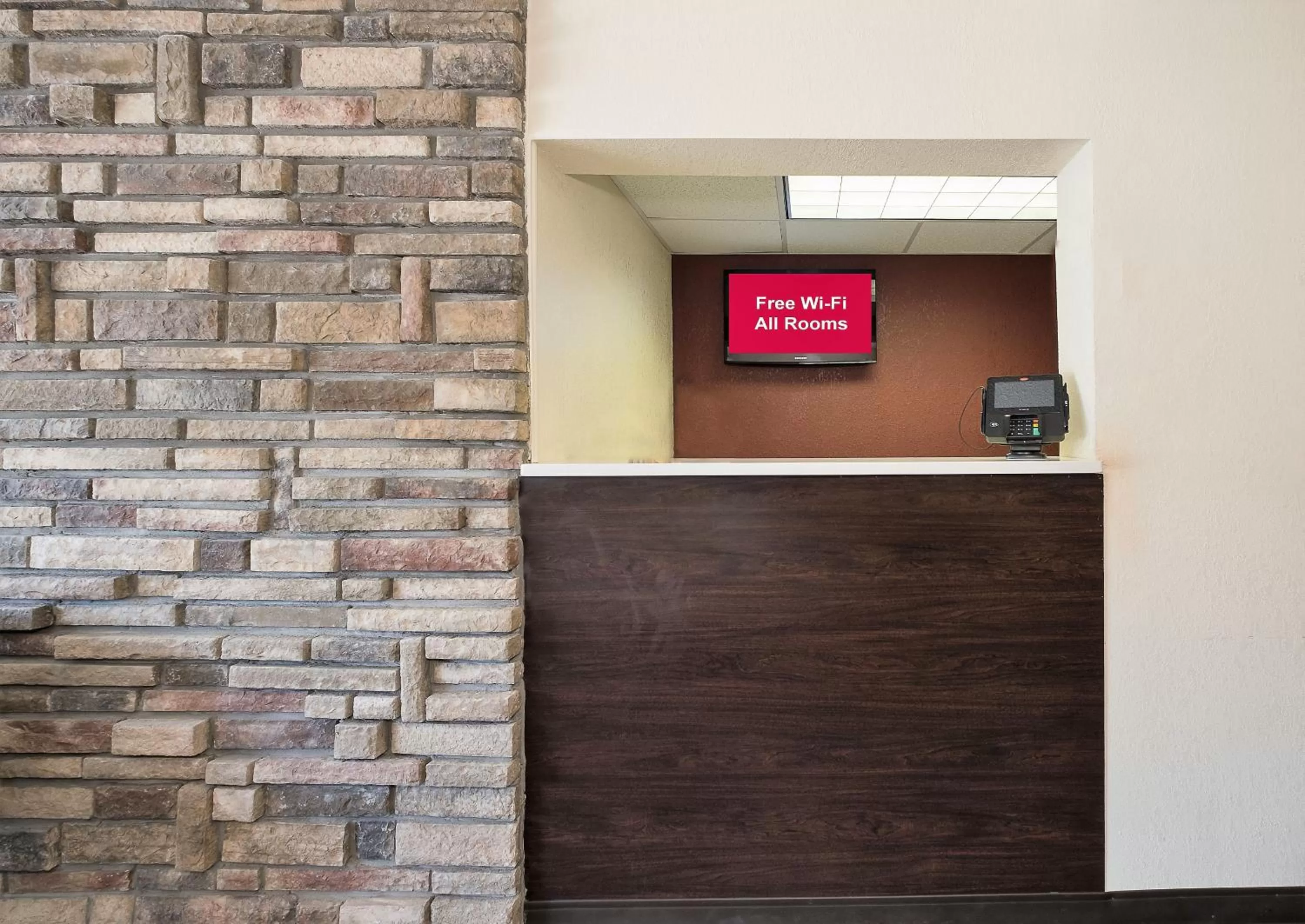 Lobby or reception in Red Roof Inn Cortland
