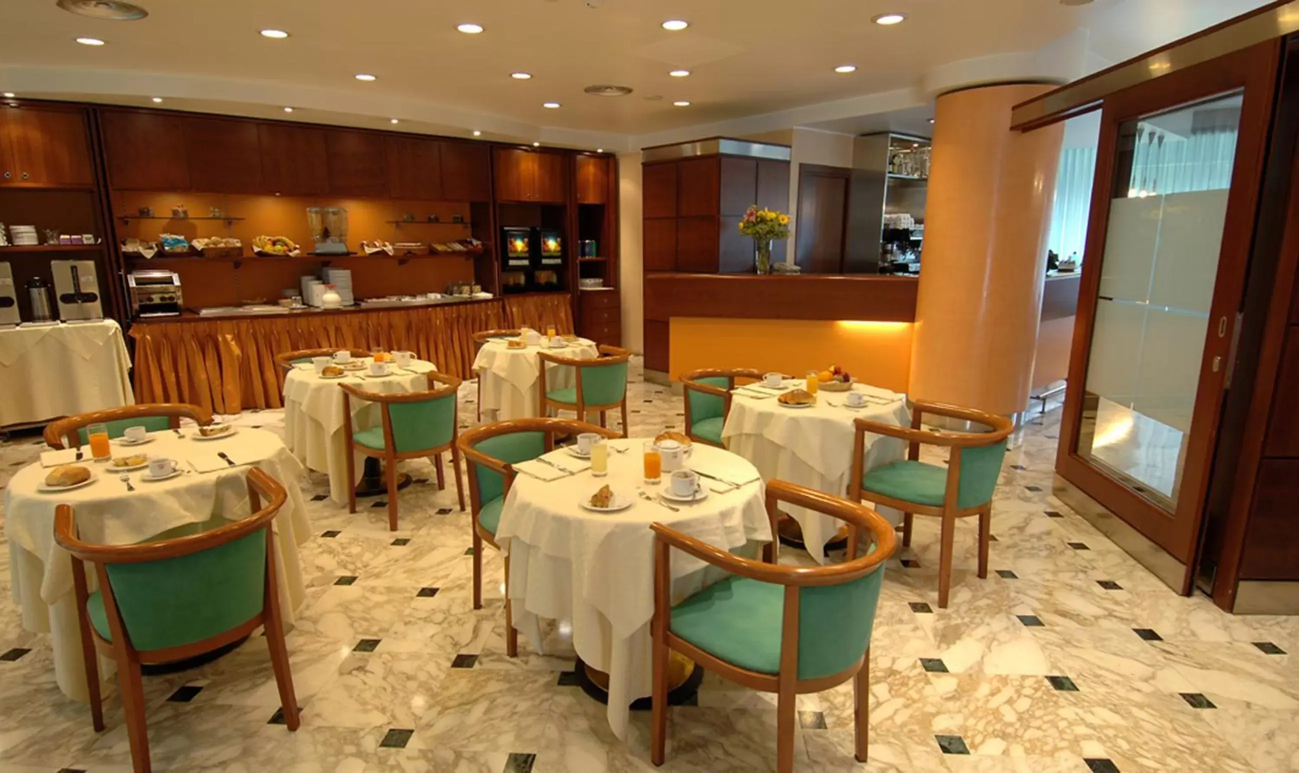 Dining area, Restaurant/Places to Eat in Abacus Hotel