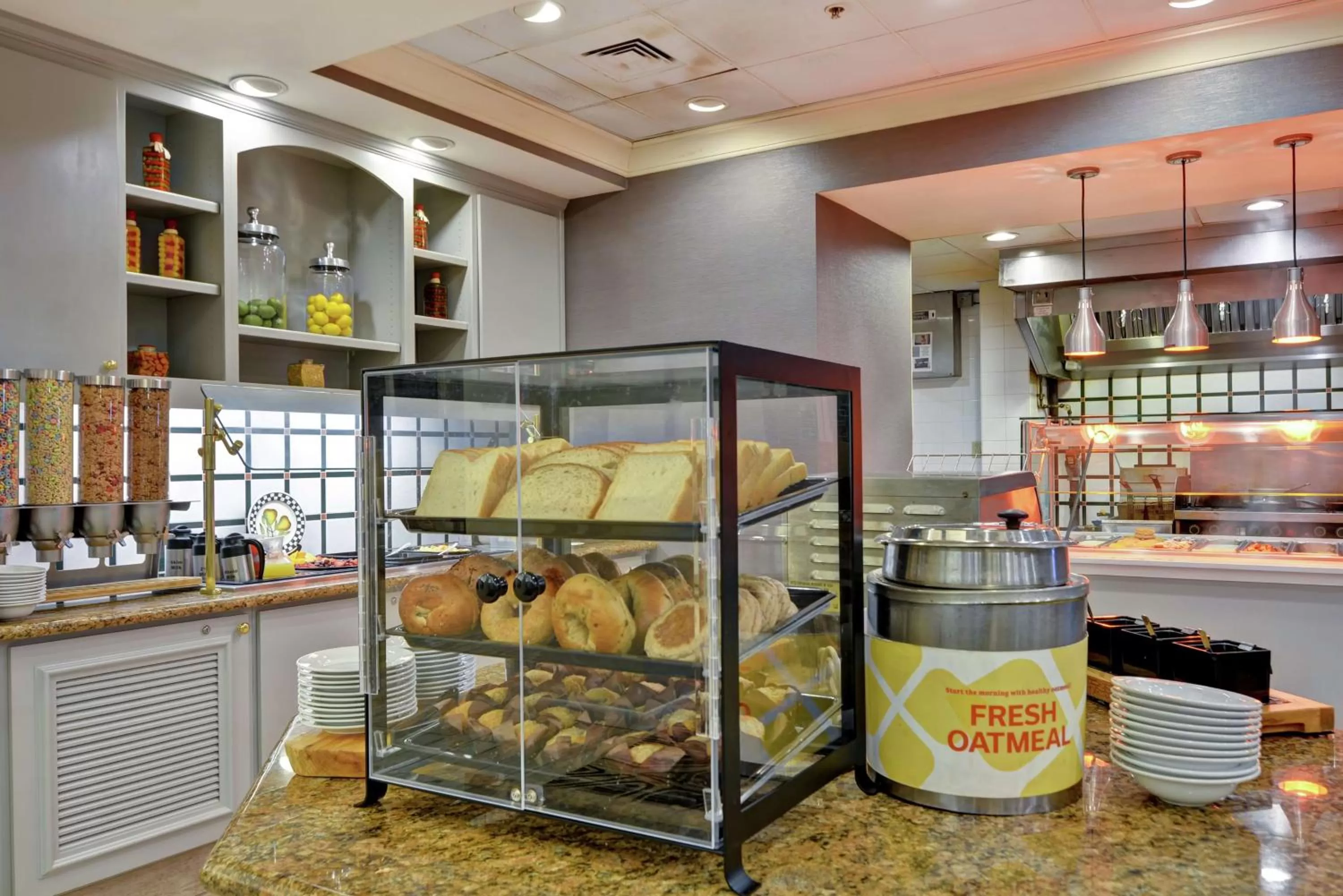 Breakfast in Hilton Garden Inn Mobile East Bay / Daphne