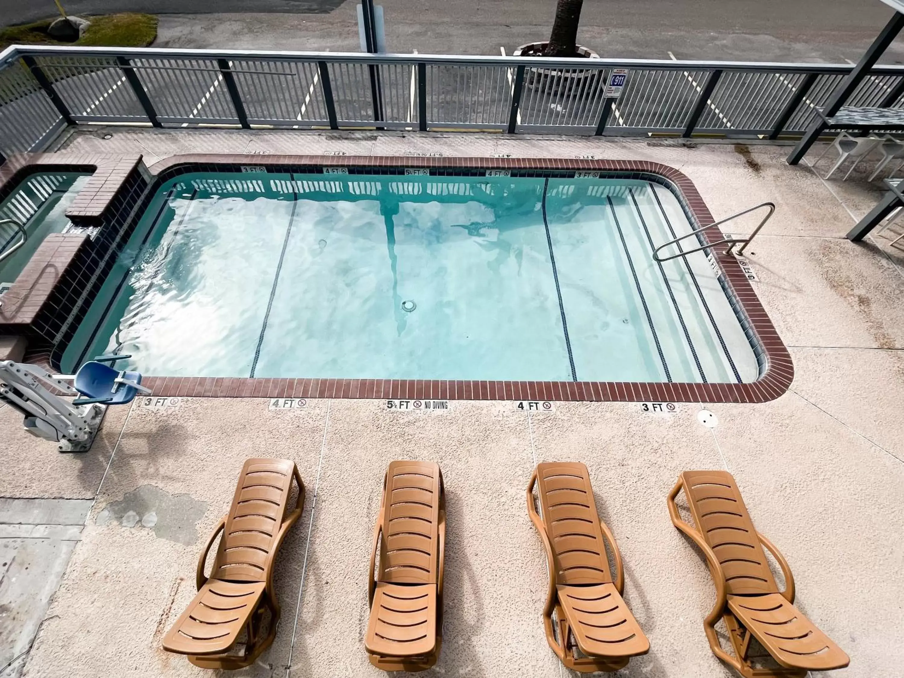 Swimming Pool in Studio 6 Suites Rockport, TX
