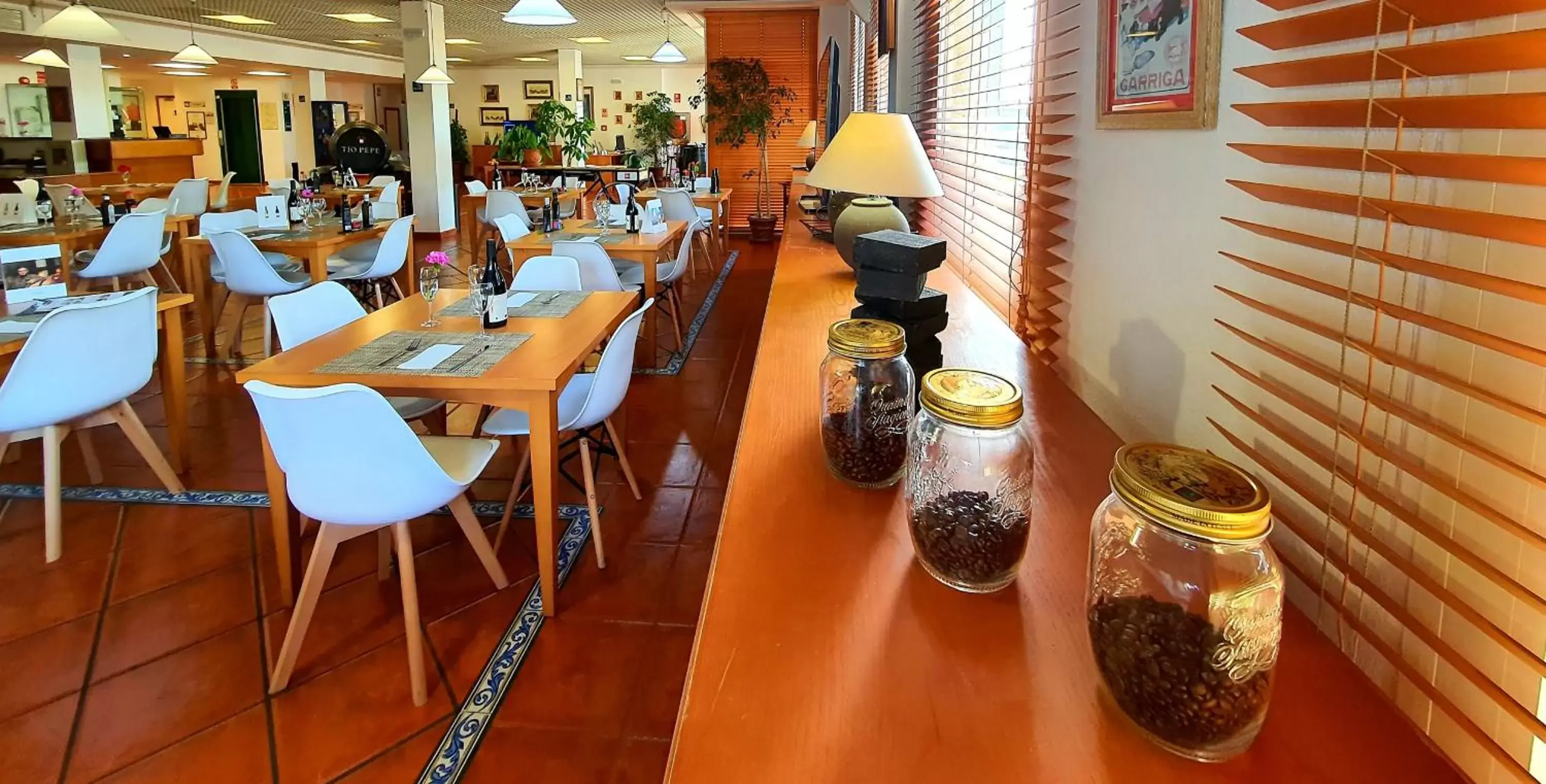 Restaurant/Places to Eat in Ibis Jerez De La Frontera Cadiz
