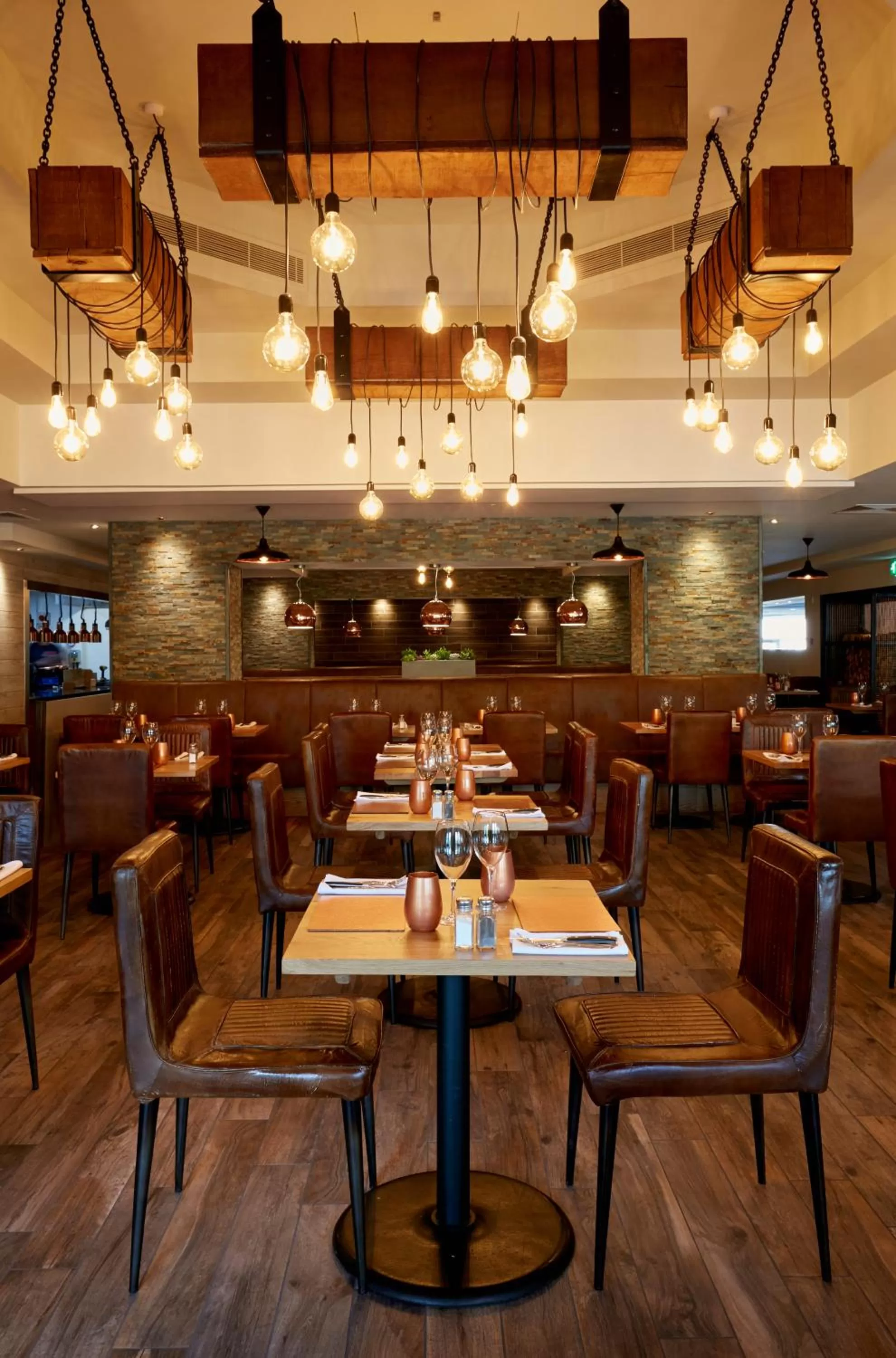 Restaurant/places to eat in Coldra Court Hotel by Celtic Manor