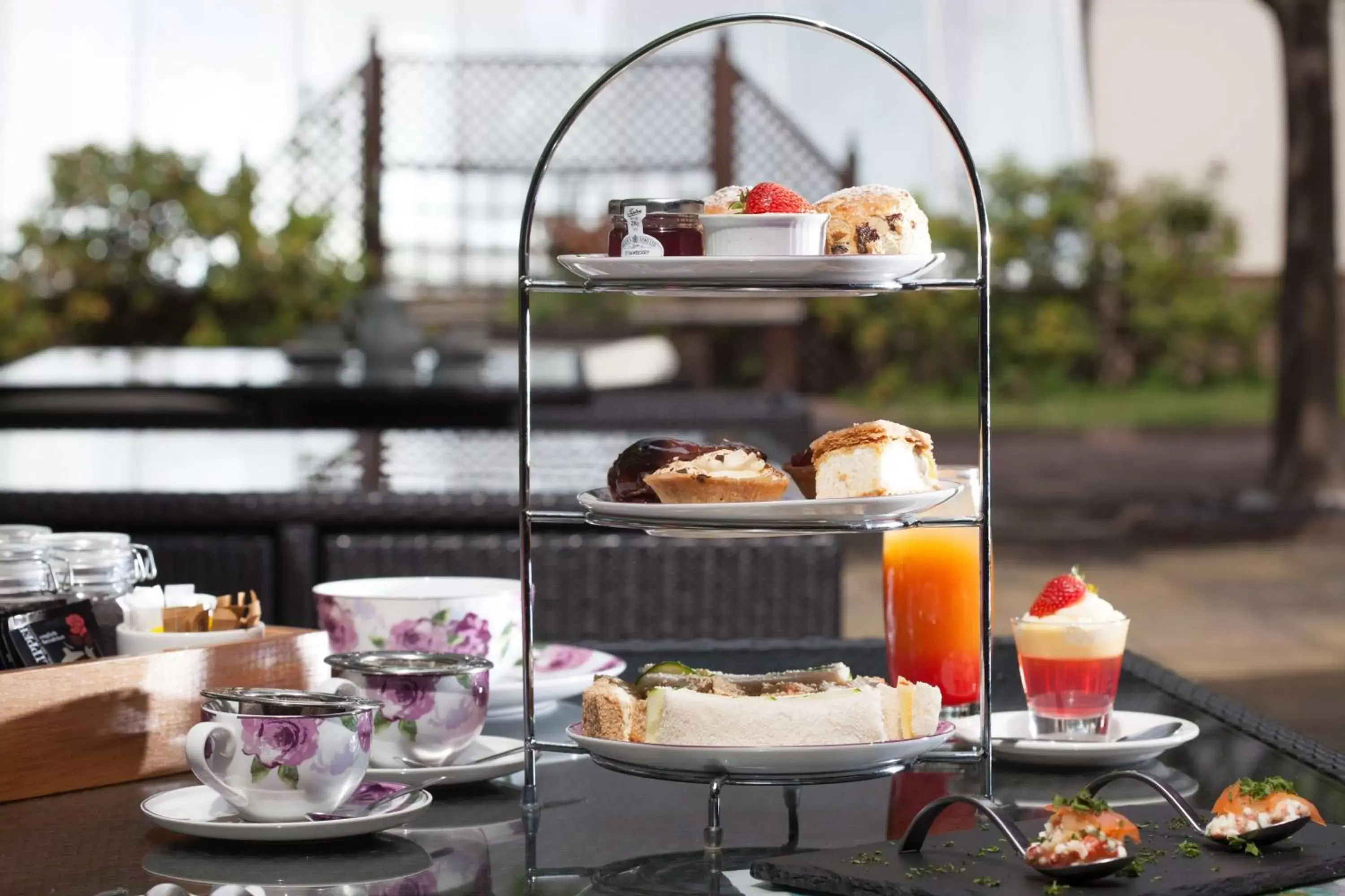 Restaurant/places to eat, Breakfast in Marks Tey Hotel Colchester Restaurant/places to eat, Breakfast in Marks Tey Hotel Colchester