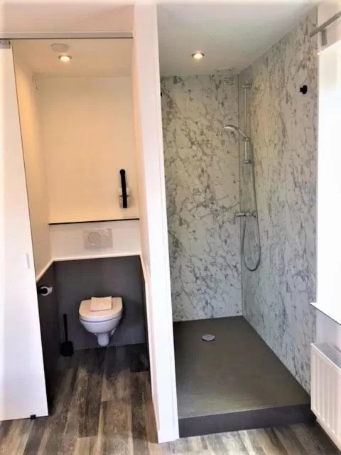 Canalview Hotel Ter Reien