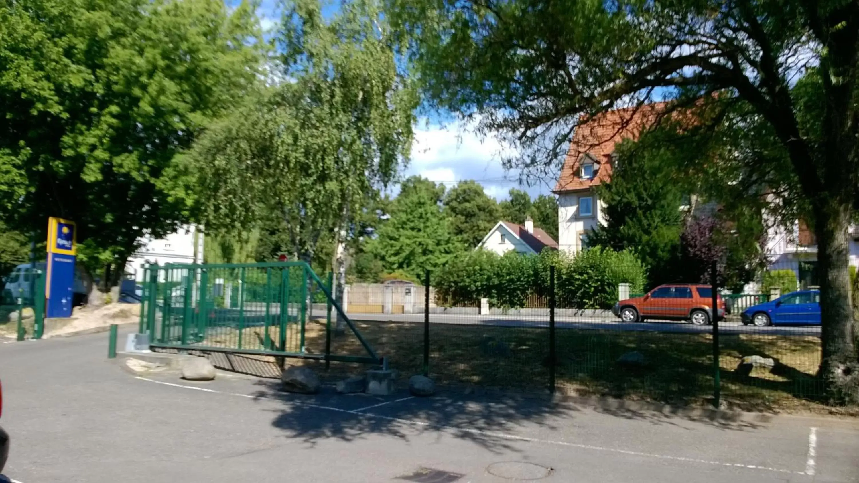 Facade/entrance in Kyriad Mulhouse Est - Lutterbach Facade/entrance in Kyriad Mulhouse Est - Lutterbach