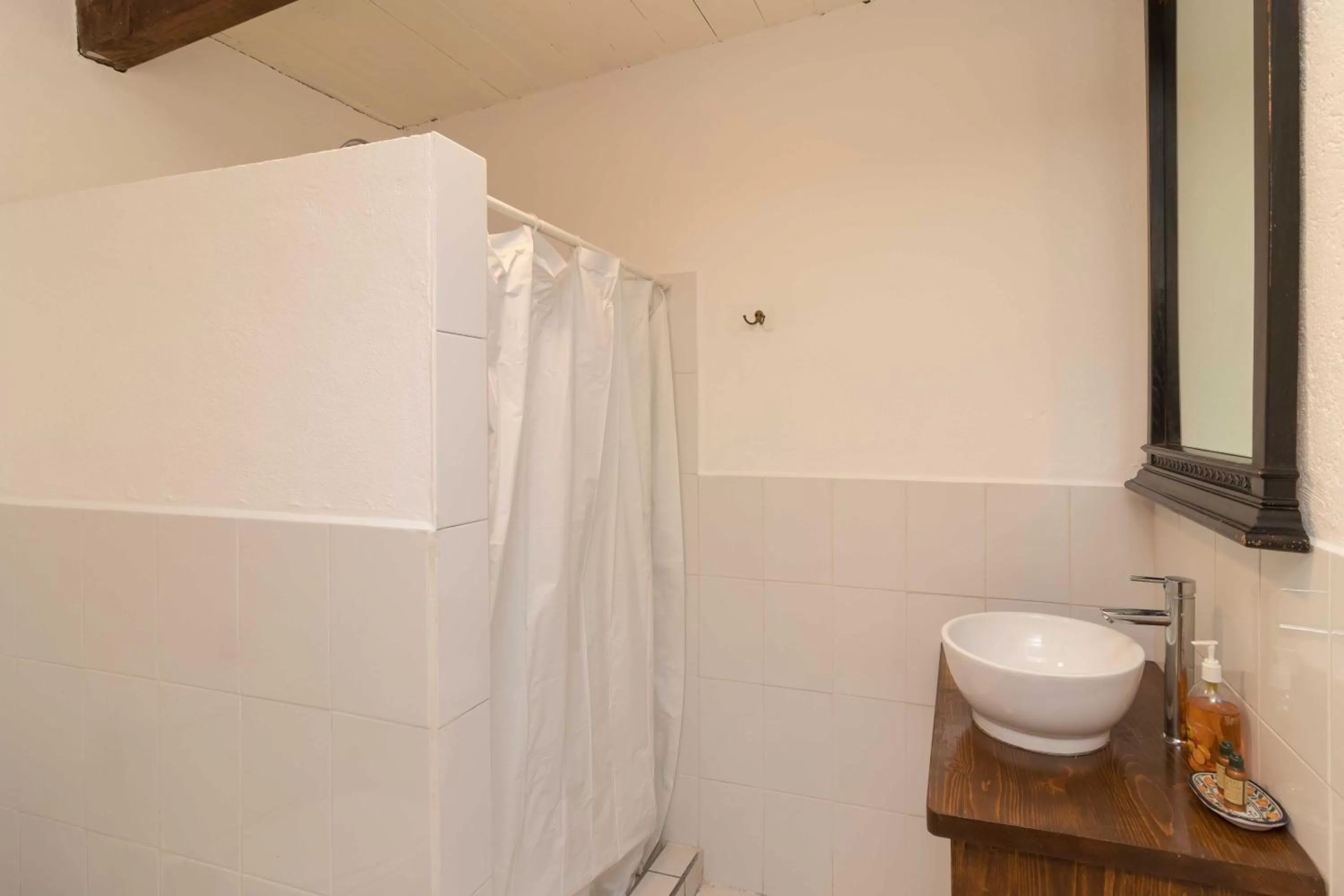 Bathroom in Hotel 1697 Loreto