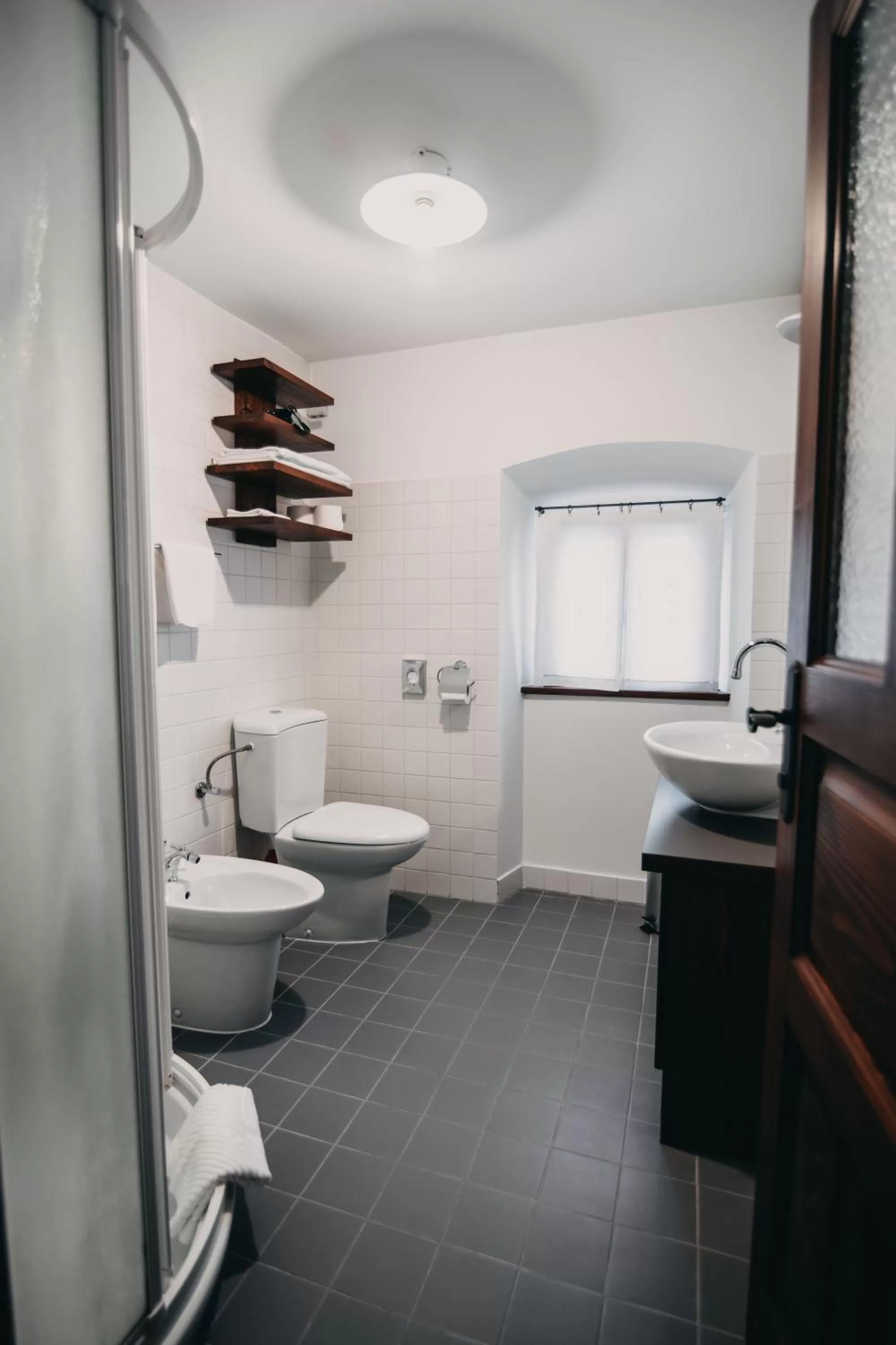 Toilet in Hotel Dvor Jezersek Brnik