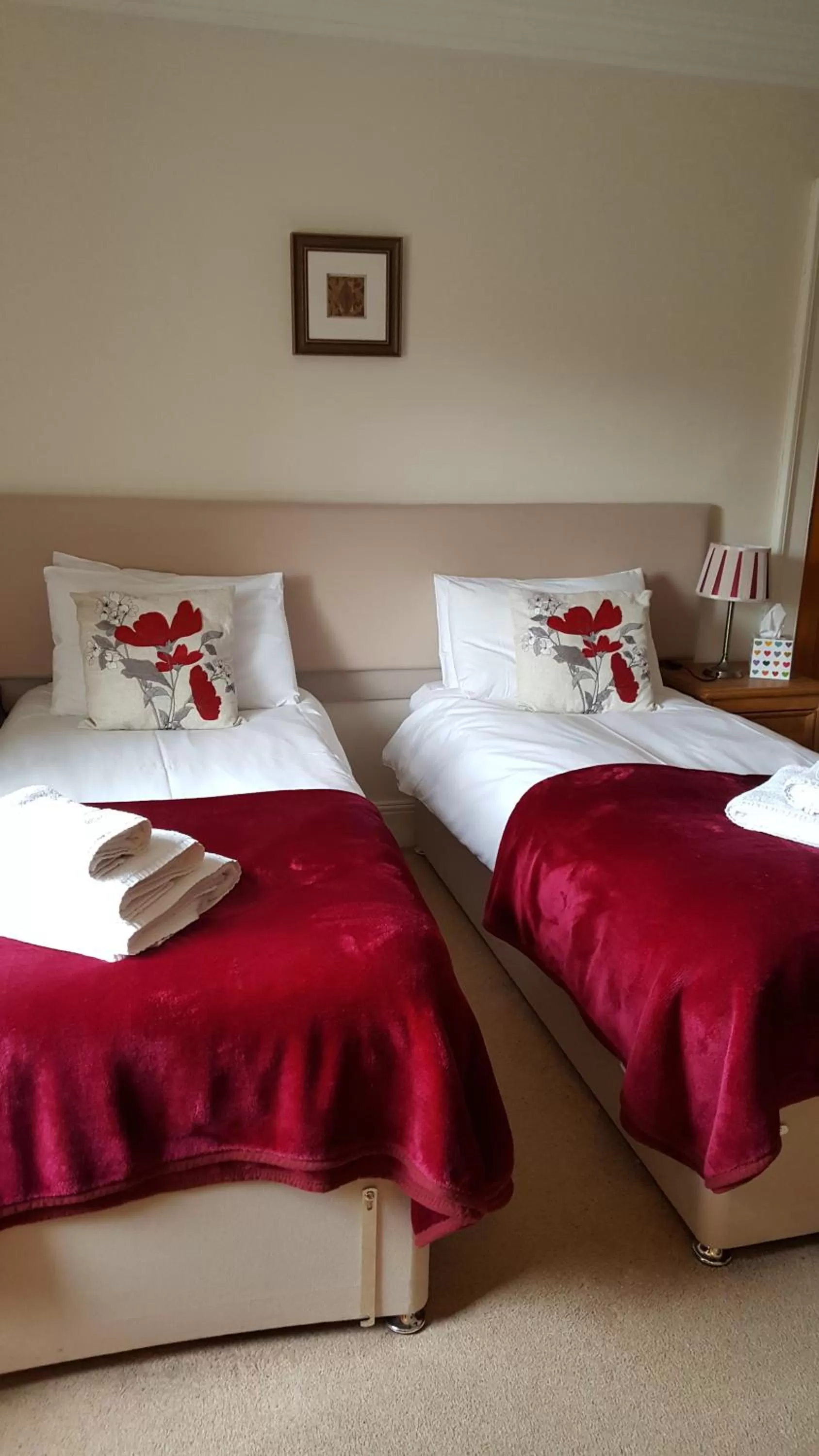 Bed in The Royal Oak Hotel